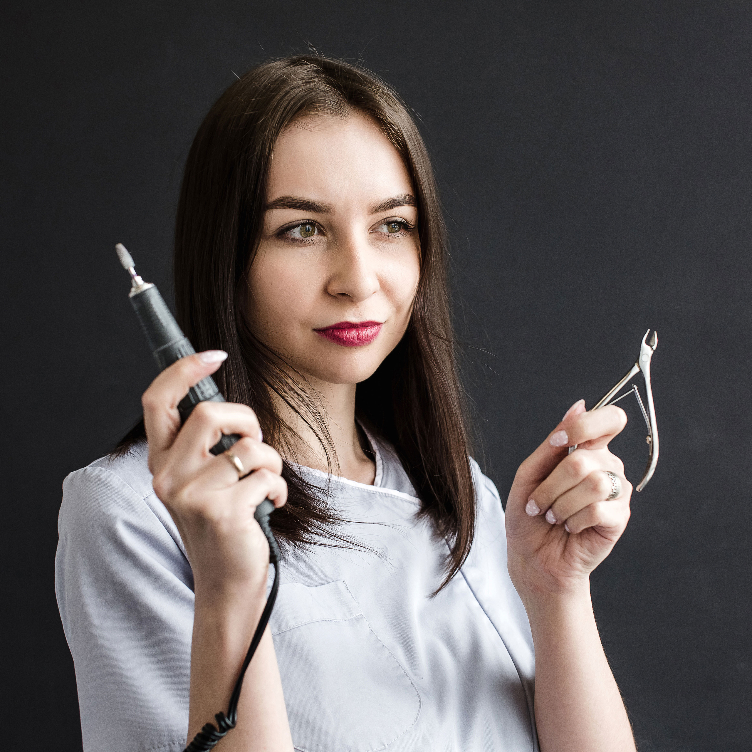 Мастер маникюра @jeneva.vrn. Портретный и свадебный фотограф в Воронеже Елена Михайлова