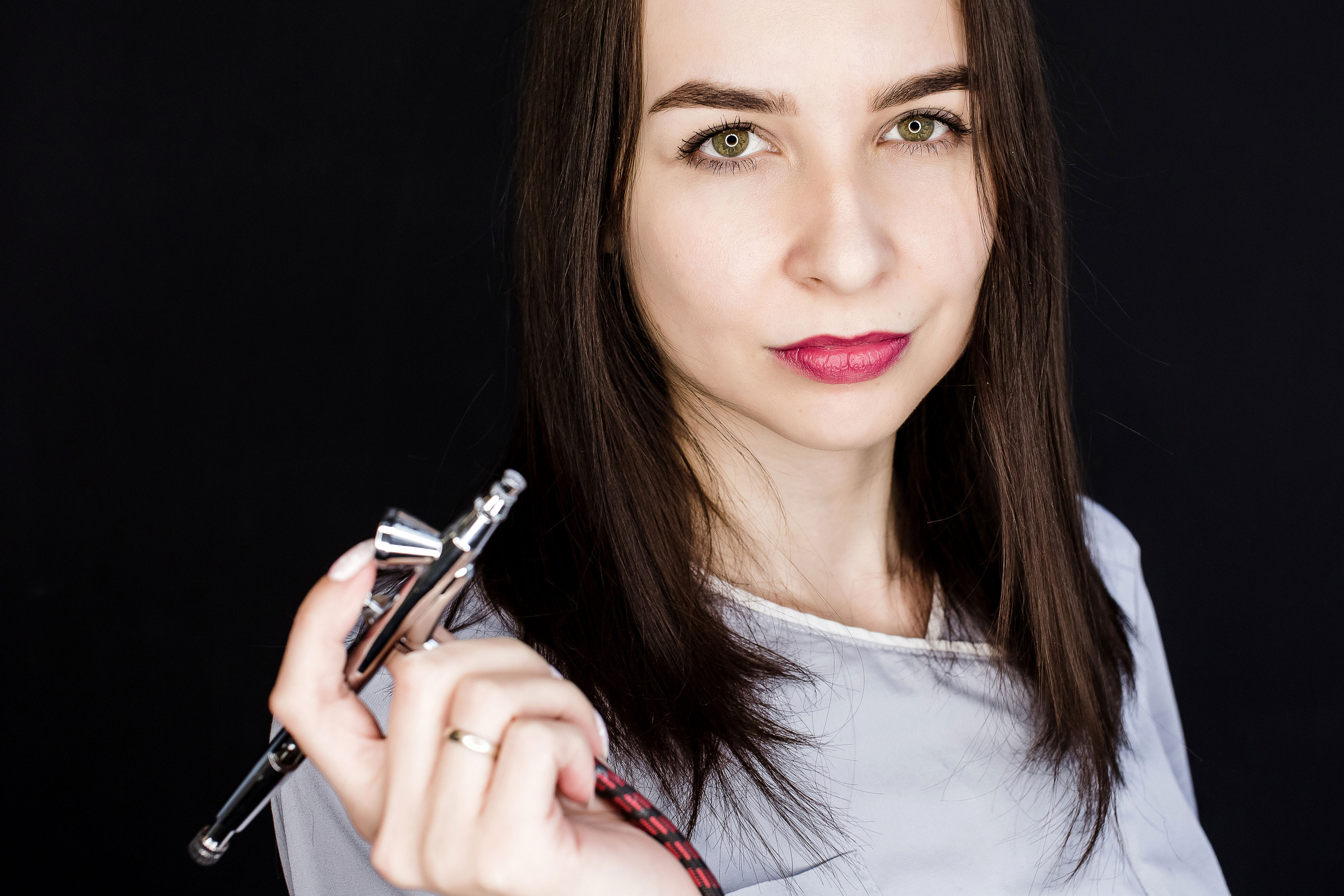 Мастер маникюра @jeneva.vrn. Портретный и свадебный фотограф в Воронеже Елена Михайлова