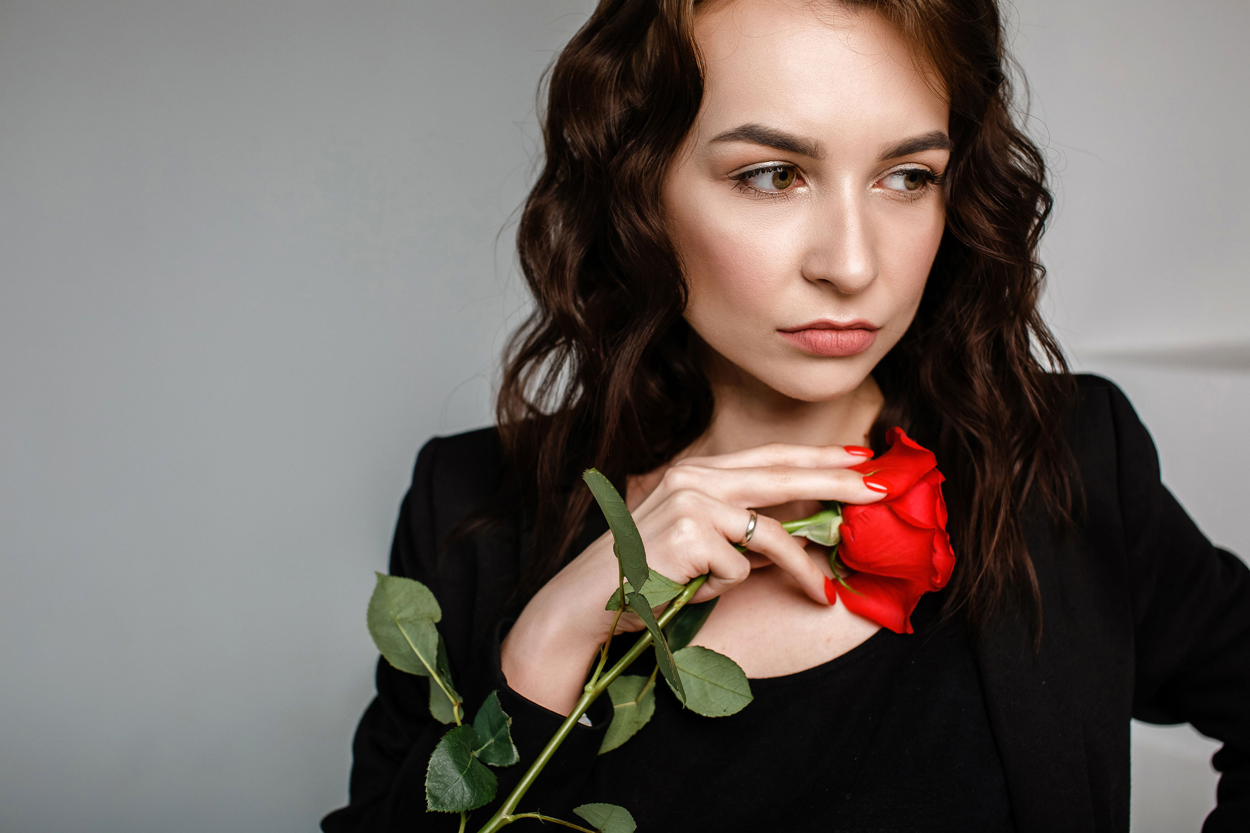 Мастер маникюра @jeneva.vrn. Портретный и свадебный фотограф в Воронеже Елена Михайлова