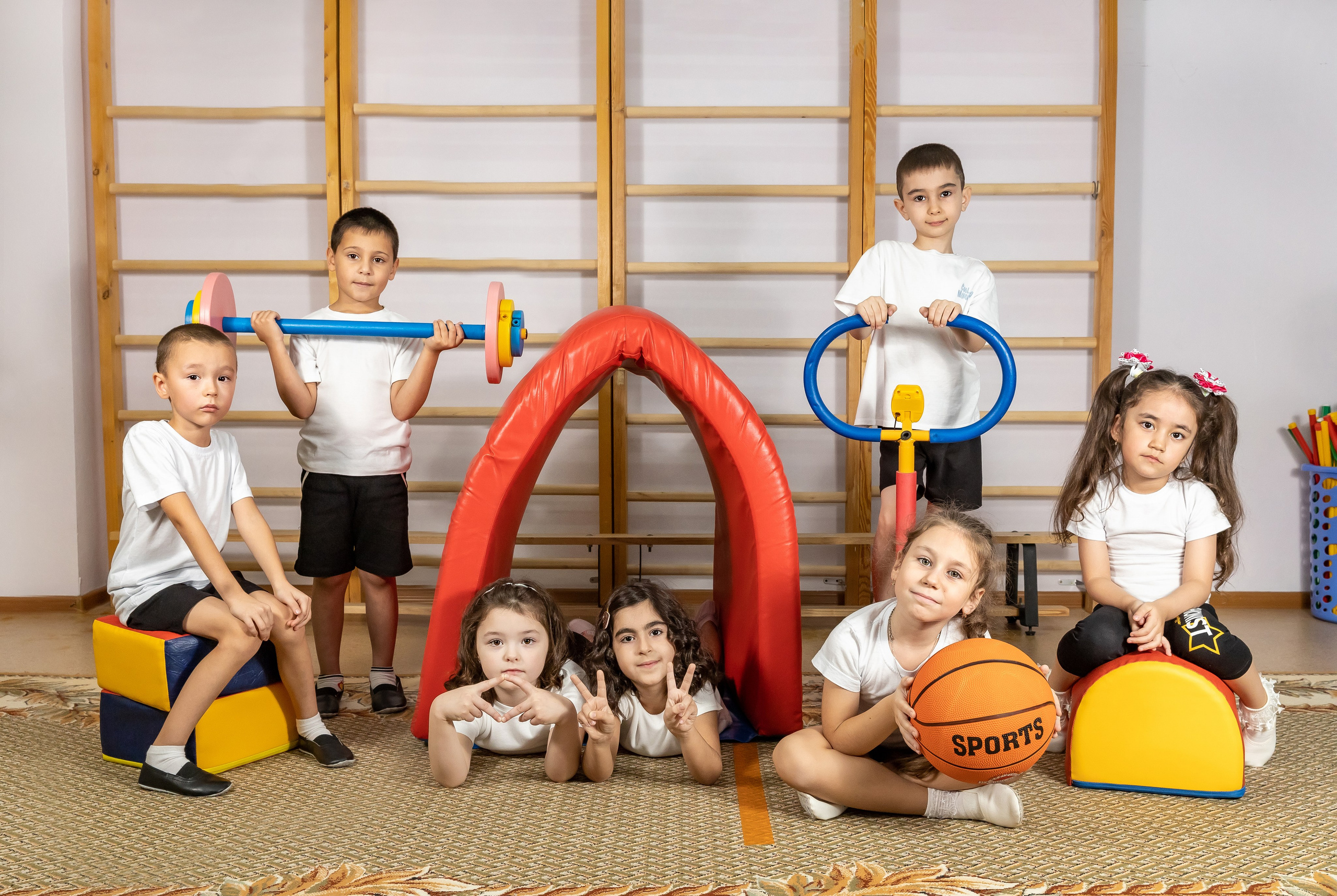 Примеры фото ДЕТСКИЙ САД. Фотограф Радужный ХМАО, Школьный фотограф, семейный фотограф, выпускной альбом