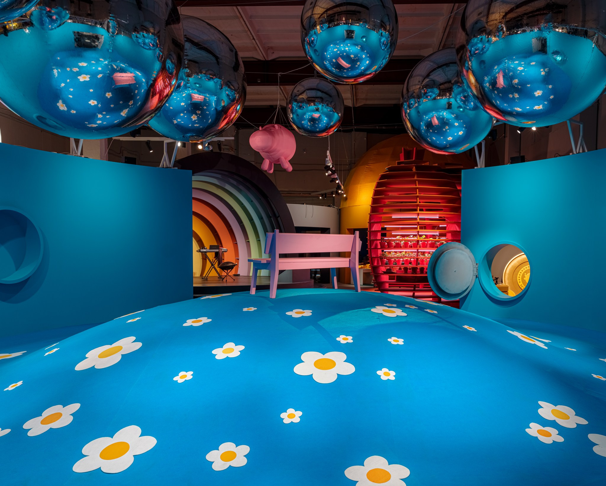 Выставка «Смешарики. Искусство быть круглым» Москва, Хлебозавод № 9 Planet9 2023. Фотограф Василий Буланов