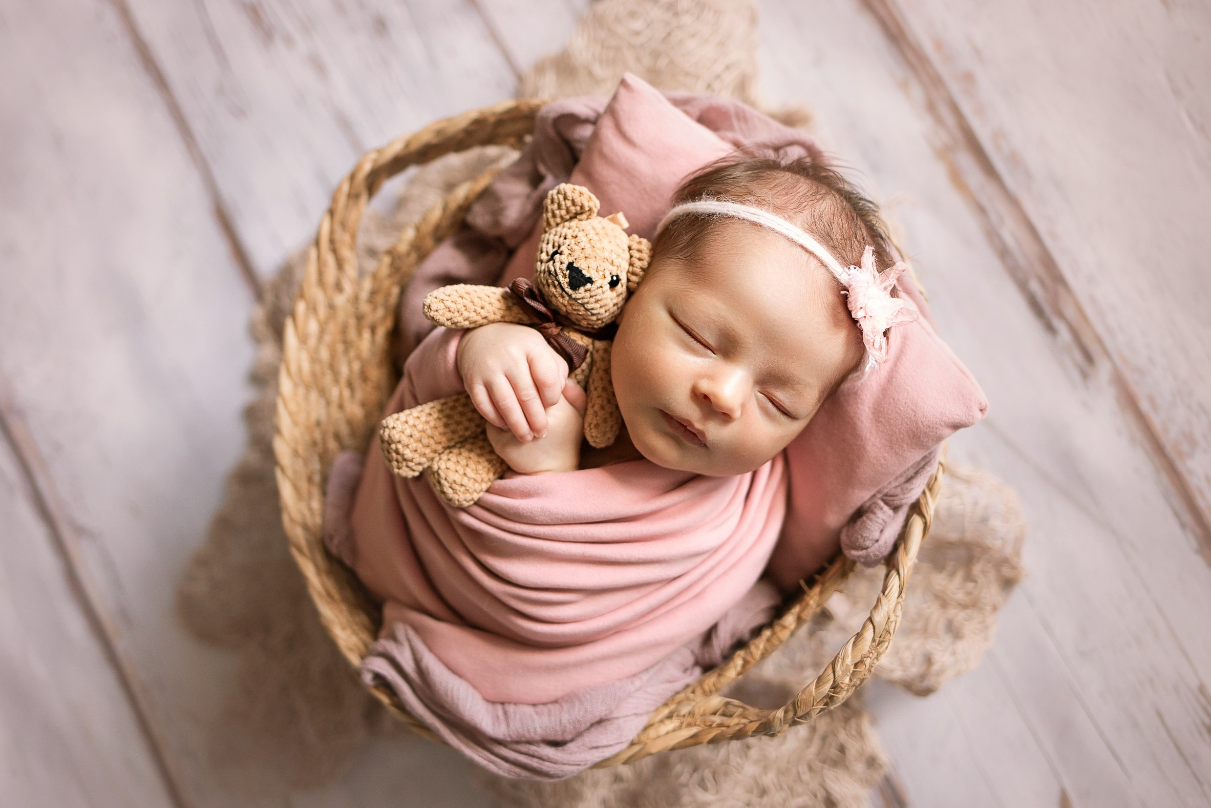 Фотосессия новорожденного. Фотограф новорожденных в Новосибирске