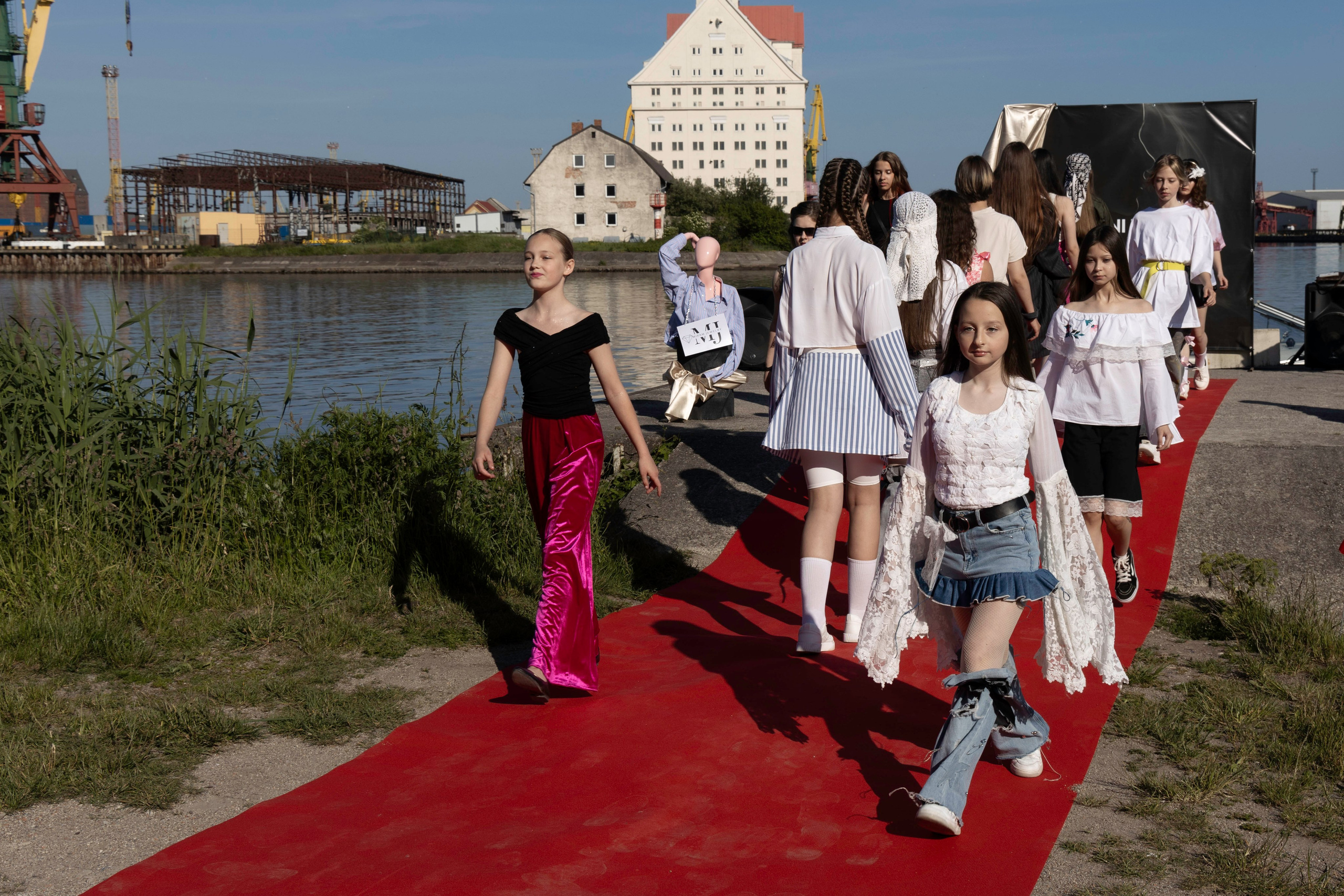 Открытие «FISUN | MIRAM Brand». Olya Posnimay