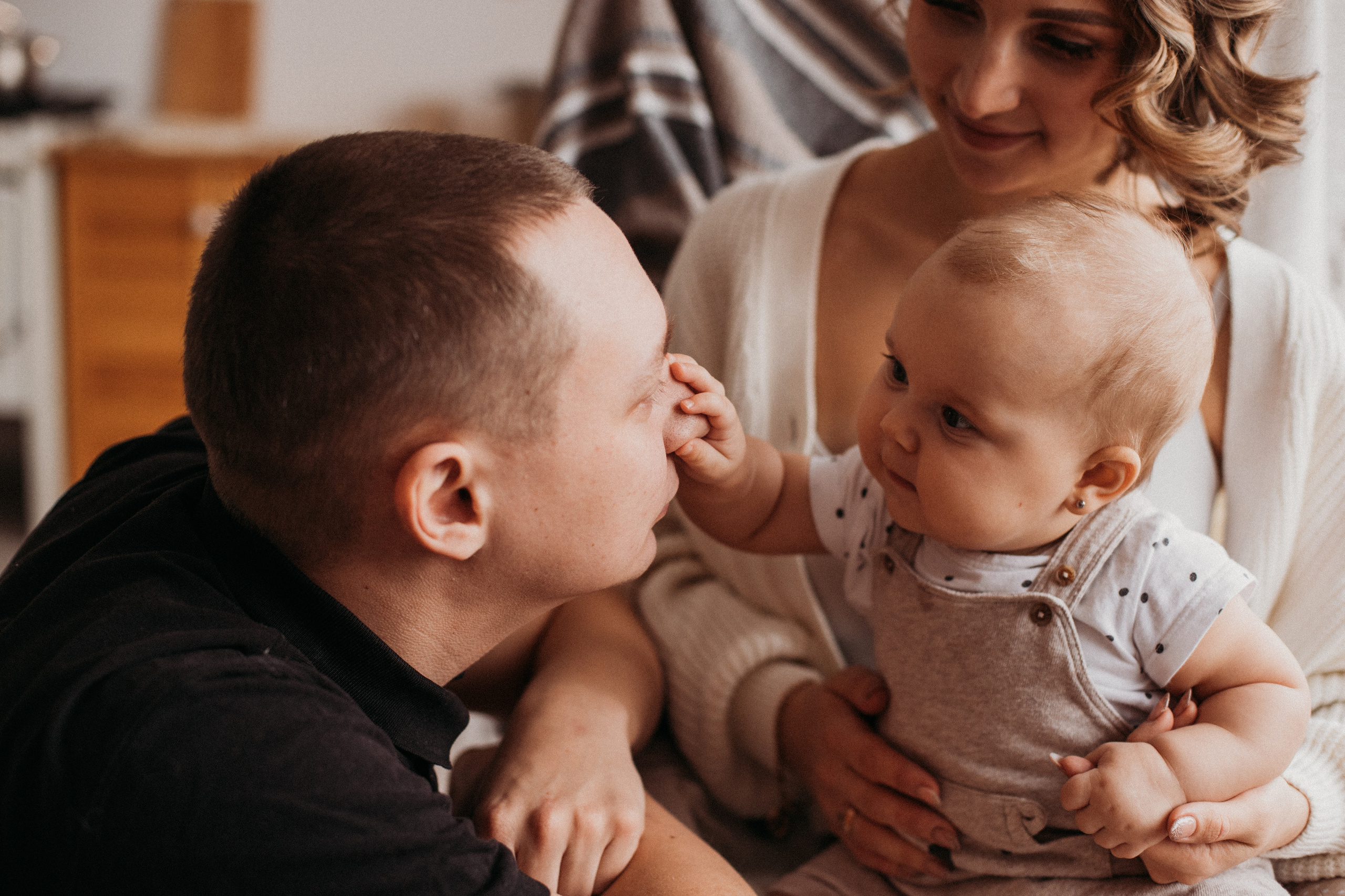 СЕМЕЙНАЯ СЪЁМКА В СТУДИИ. Семейный фотограф Ирис Сенченко