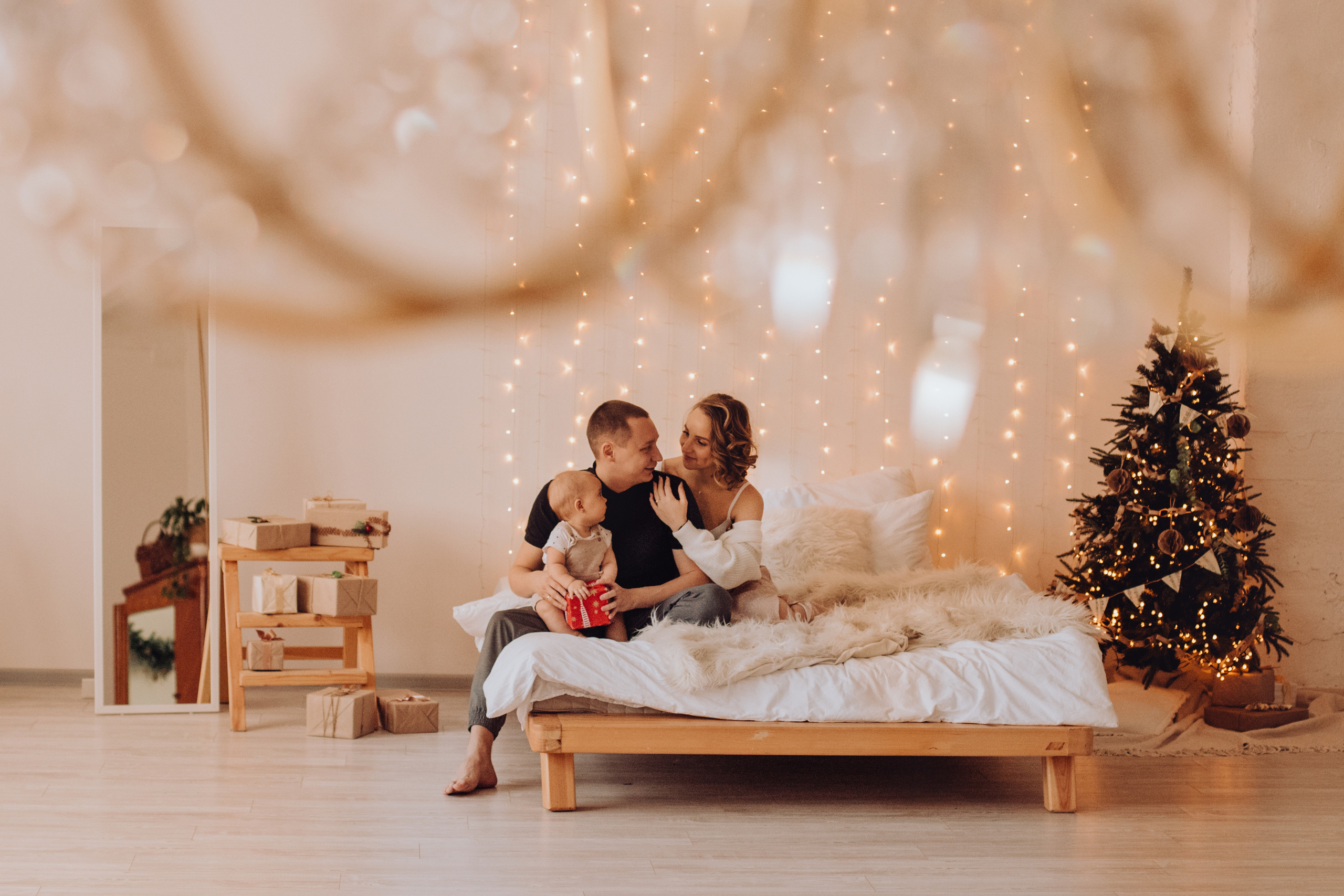 СЕМЕЙНАЯ СЪЁМКА В СТУДИИ. Семейный фотограф Ирис Сенченко