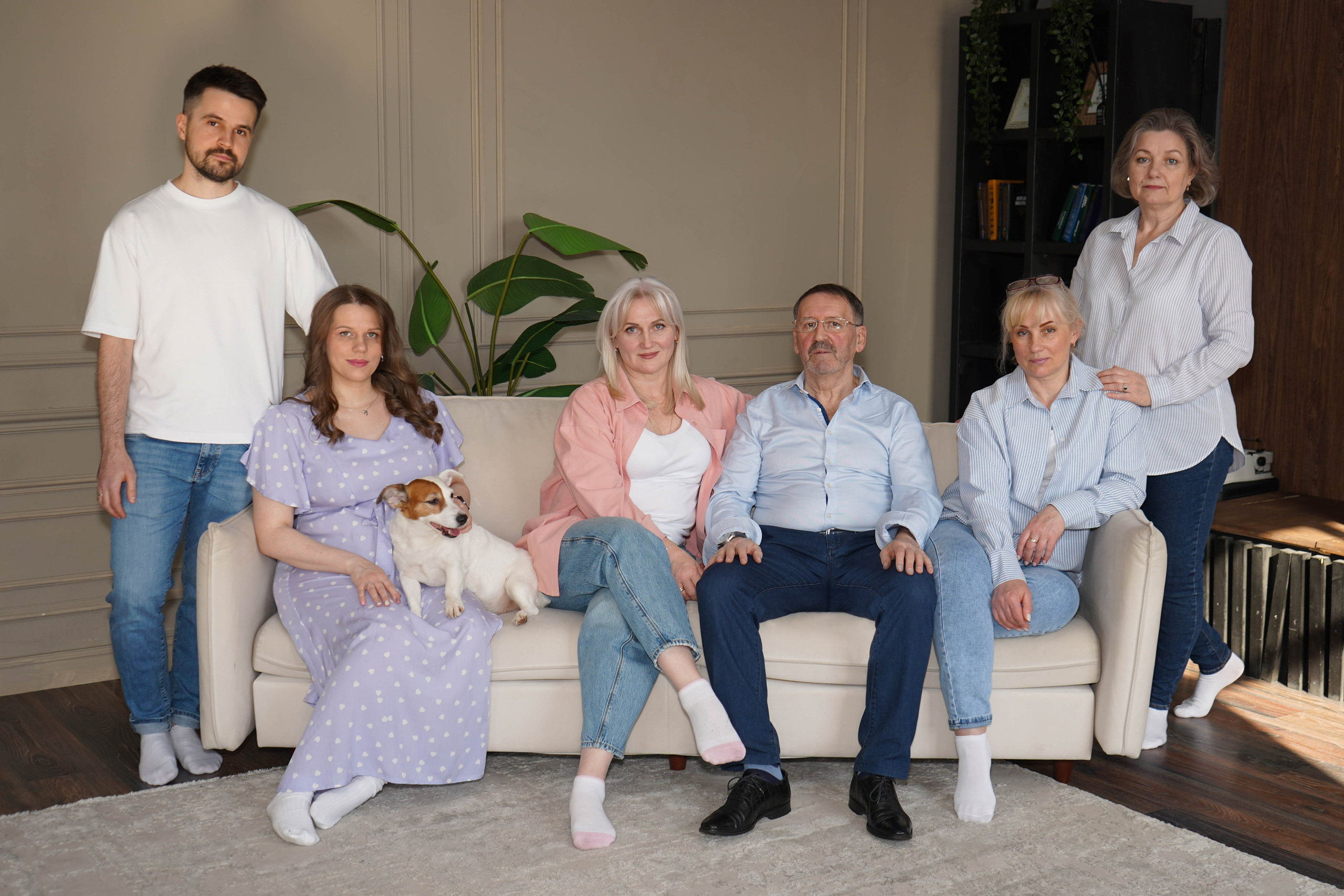 Семейная фотосессия в студии. Главная