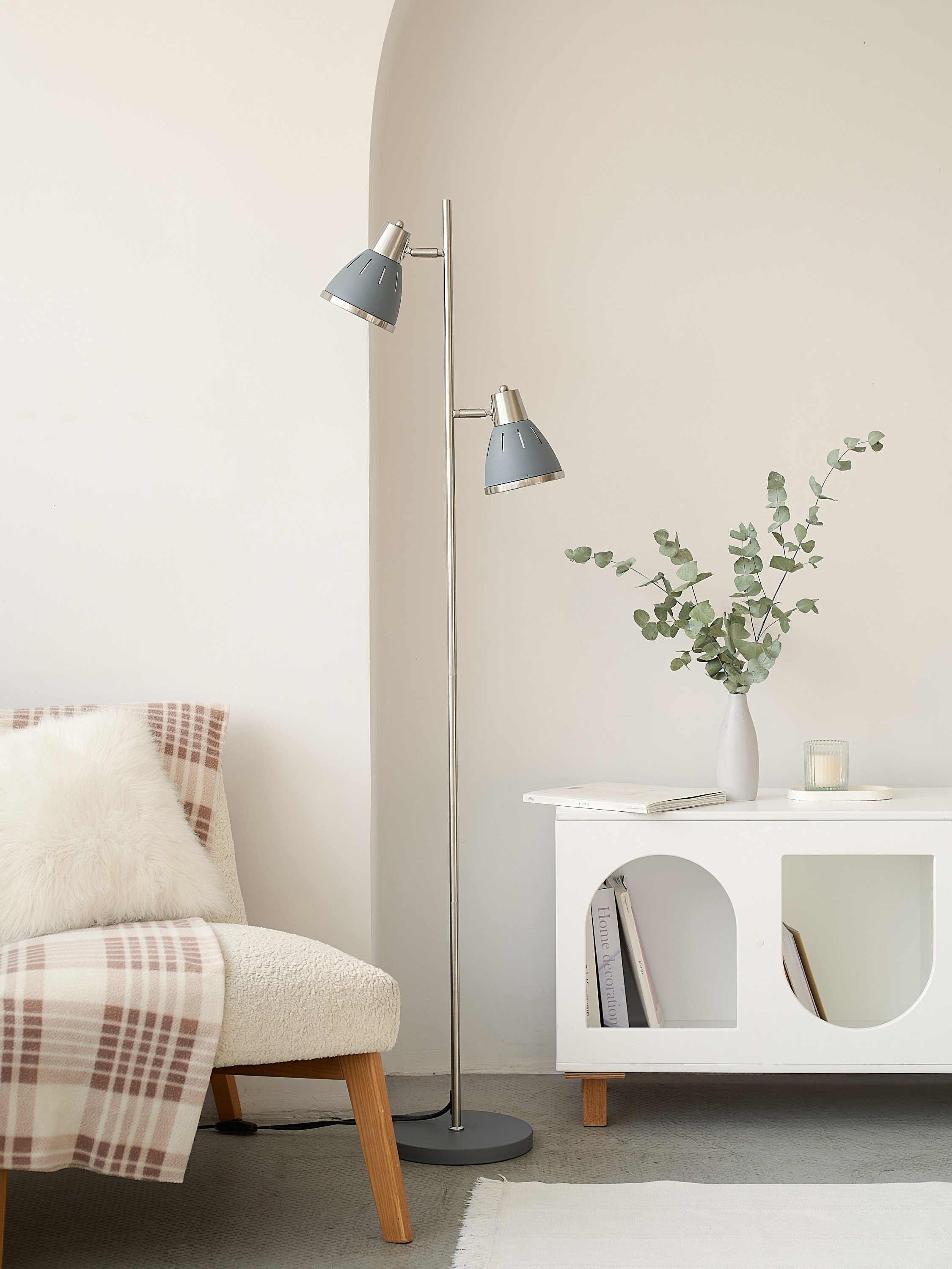 Мебель и декор для дома. Предметный фотограф, инфографика и видео в Санкт-Петербурге