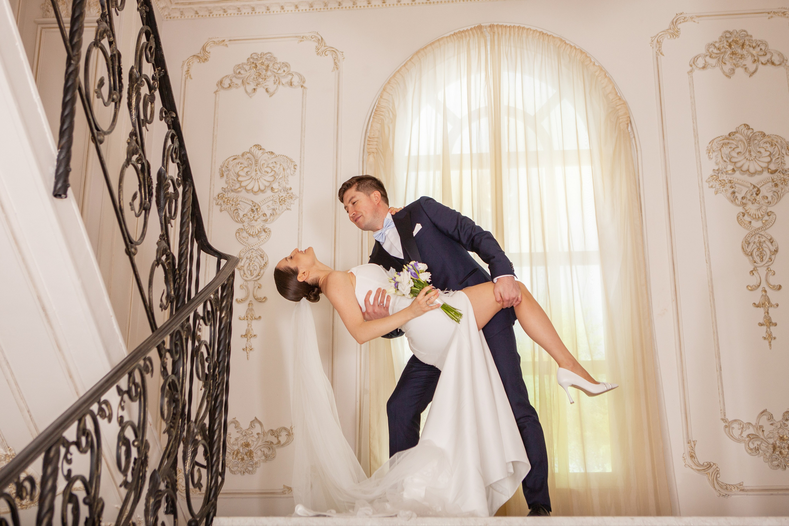 Фотосессия жениха и невесты в шипиловском загсе. Фотограф Ольга Ефремова