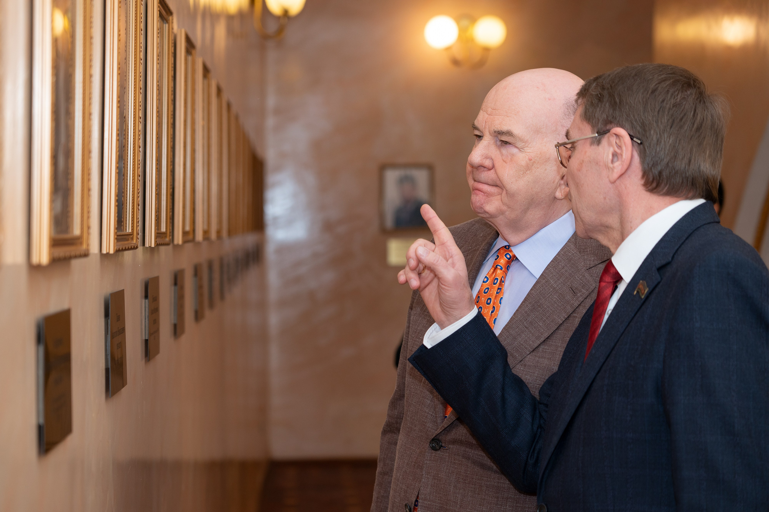 Репортажный фотограф в Сочи — профессиональная съёмка событий и мероприятий. Профессиональная фотосъемка в Сочи: репортаж, предметная, ювелирная фотосъемка, недвижимость, фуд-фотография. Фотограф Александр Афанасьев