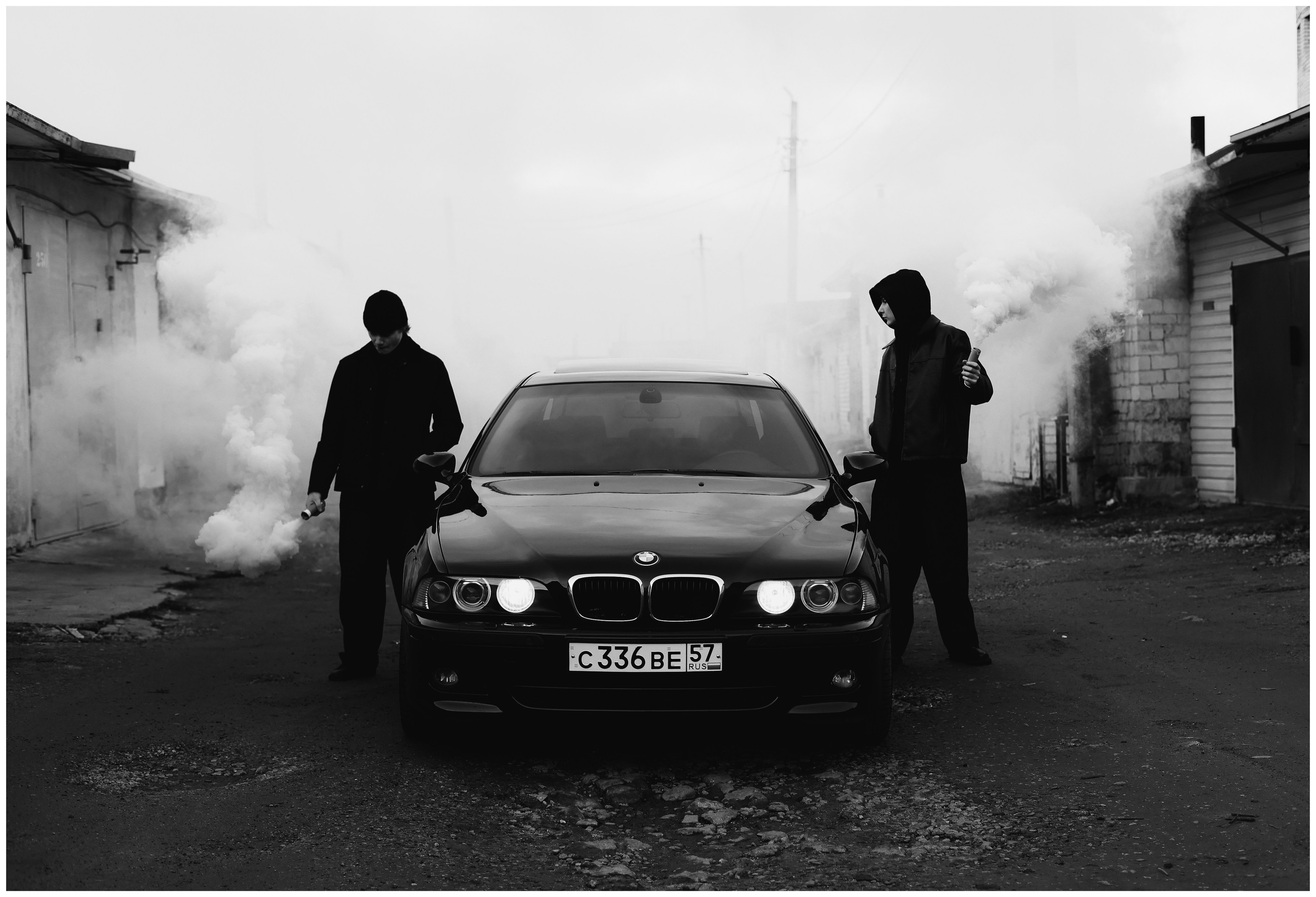 Богдан и Михаил. Портретный фотограф в Орле. Готовые фото за 3 дня! Помощь в позировании. Советы по организации