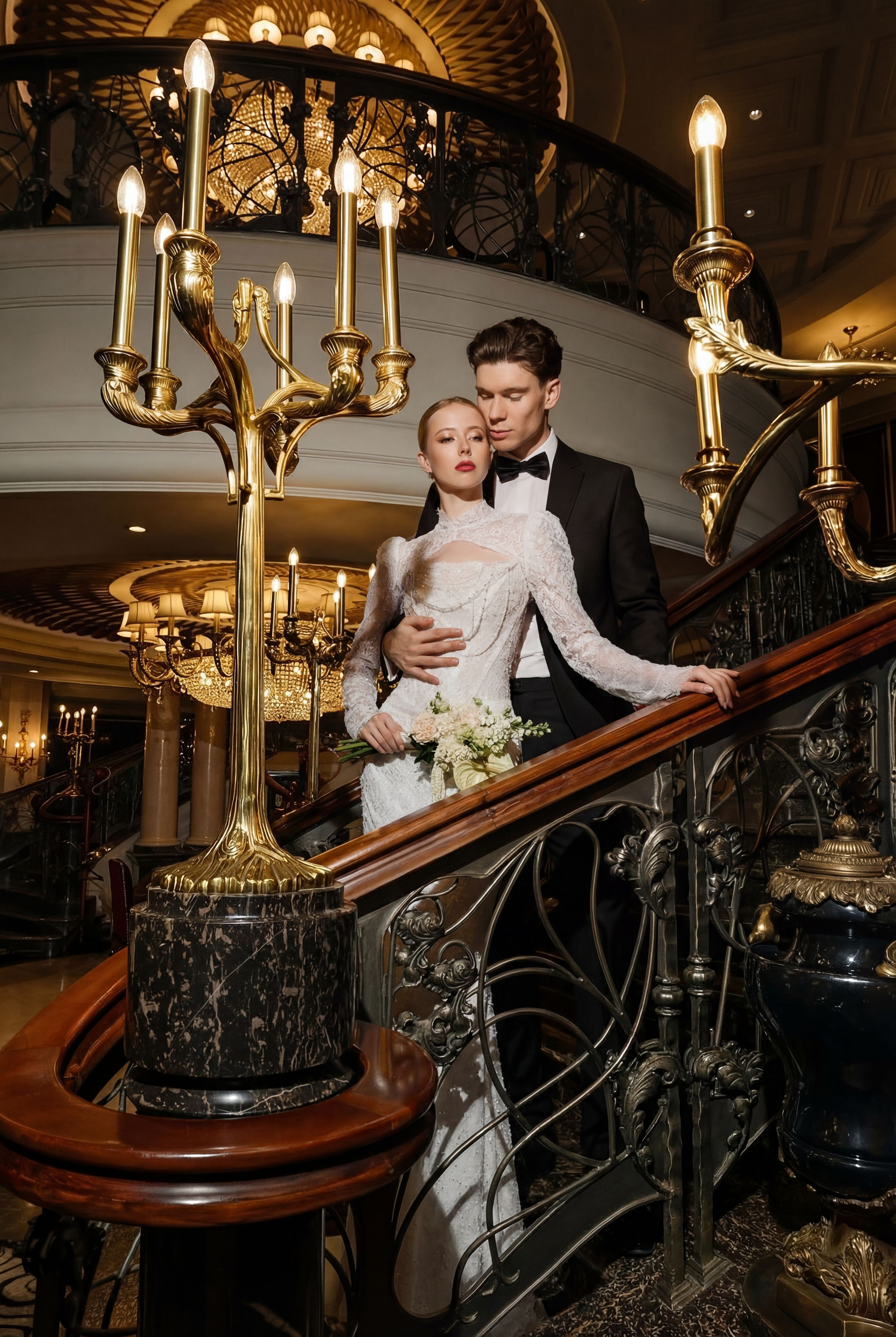 Вадим и Алина. Сборы в отеле St Regis. Свадебный фотограф в Москве и Подмосковье