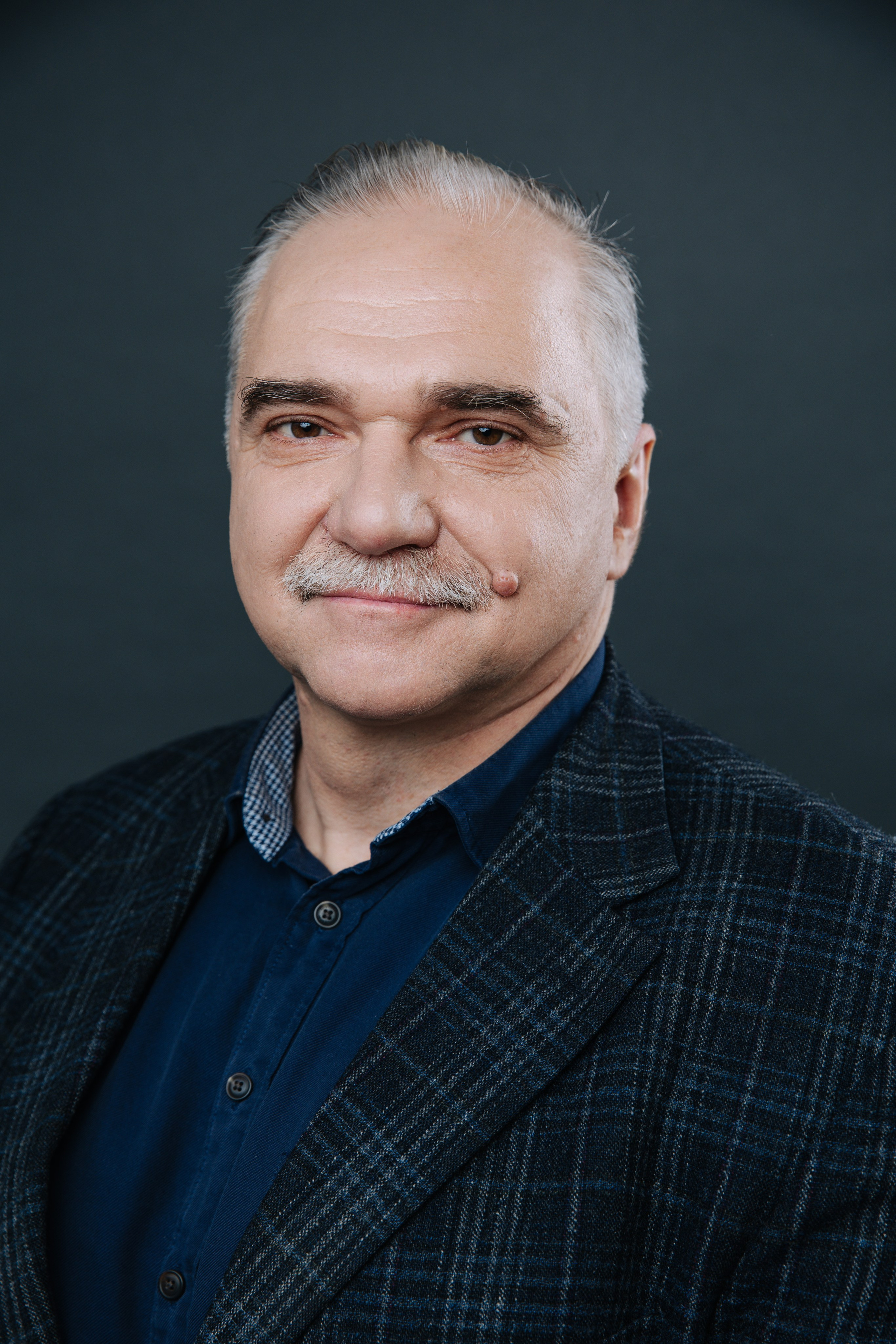 Компания «Актив». Фото команды. Бизнес-фотограф в Москве — Виталий Агабабян