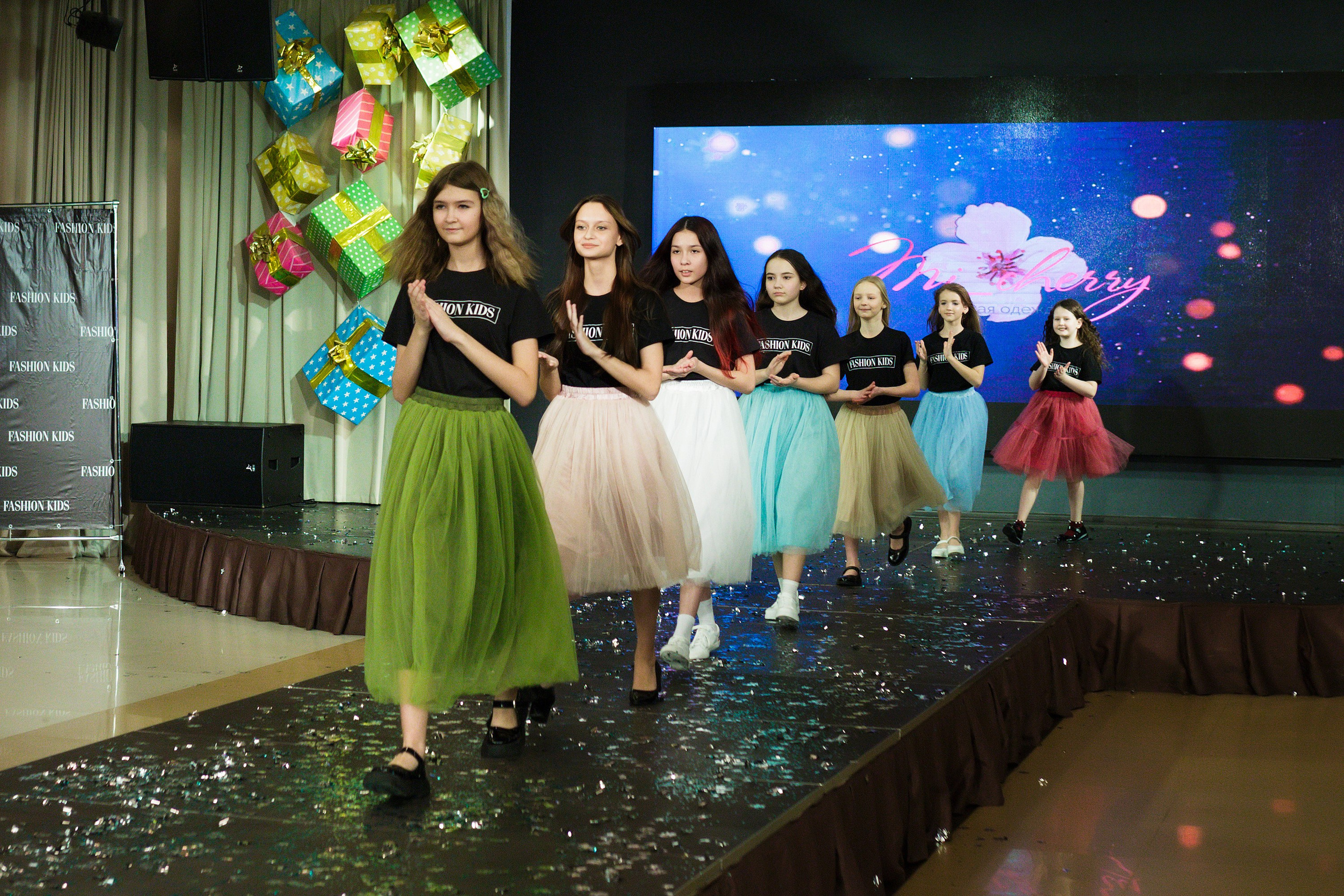 ДЕТИ. Roman Photo