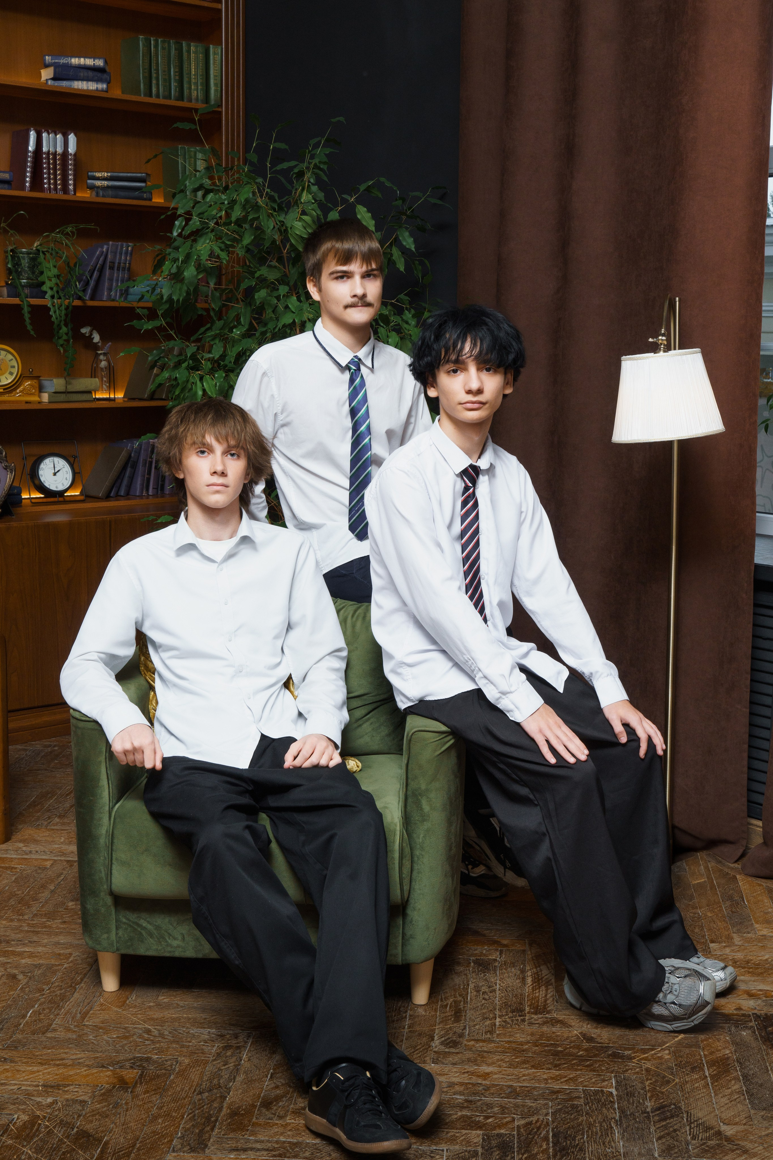 Локация для коллективных кадров № 3. Выпускные альбомы клевербук Воронеж