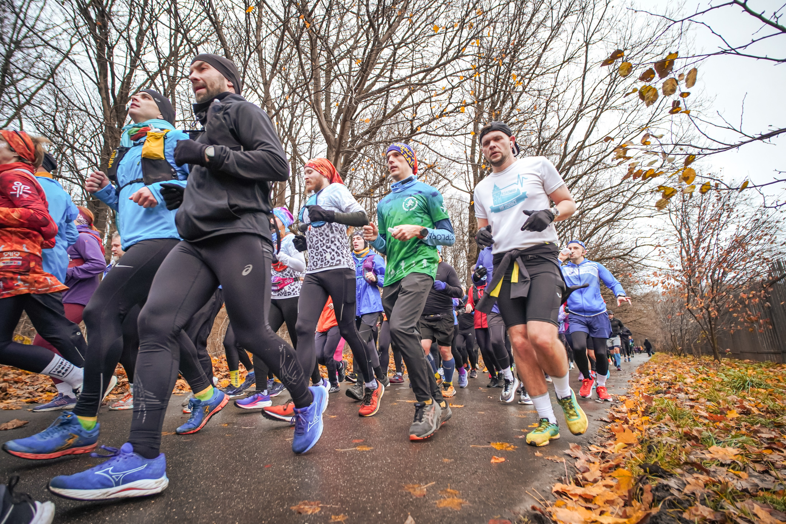 #марафонудома #яuzarun 2024 2-я петля, группа 6:30. Роман Капилюшов. Бег. Фото. Видео. г. Люберцы