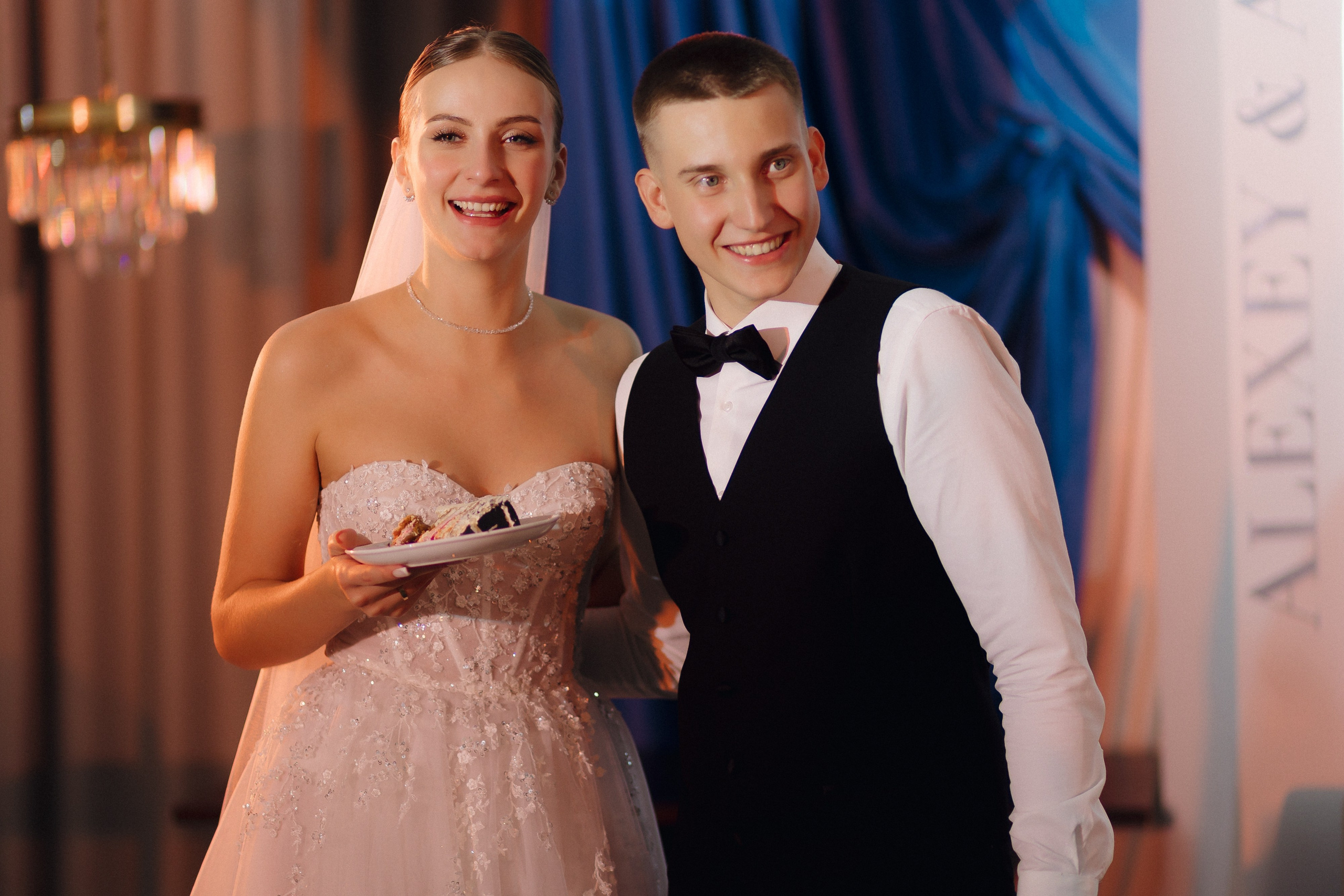 АРИНА И ЛЕША. ЧЕЛСИТИ. Свадебный и индивидуальный фотограф в Челябинске Евгения Негодяева