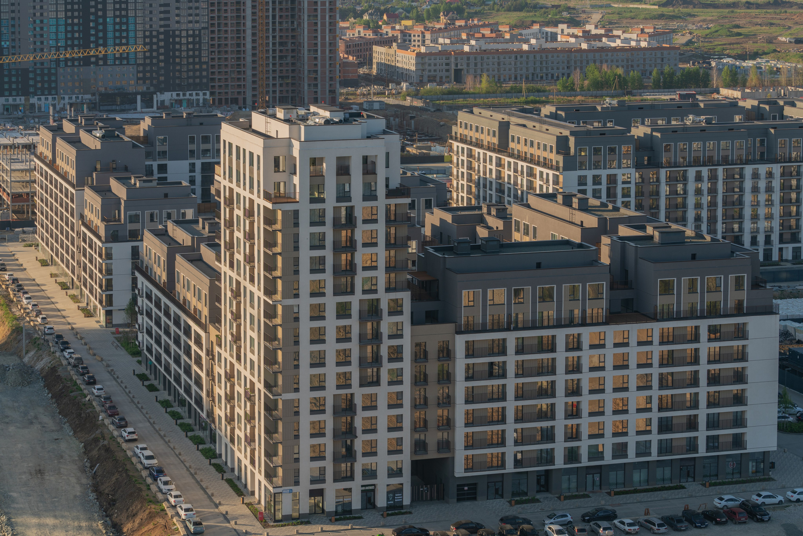 На Академическом | Брусника. Архитектурный фотограф Кирилл Цыбенко. Работаю в Москве, по всей России и Миру