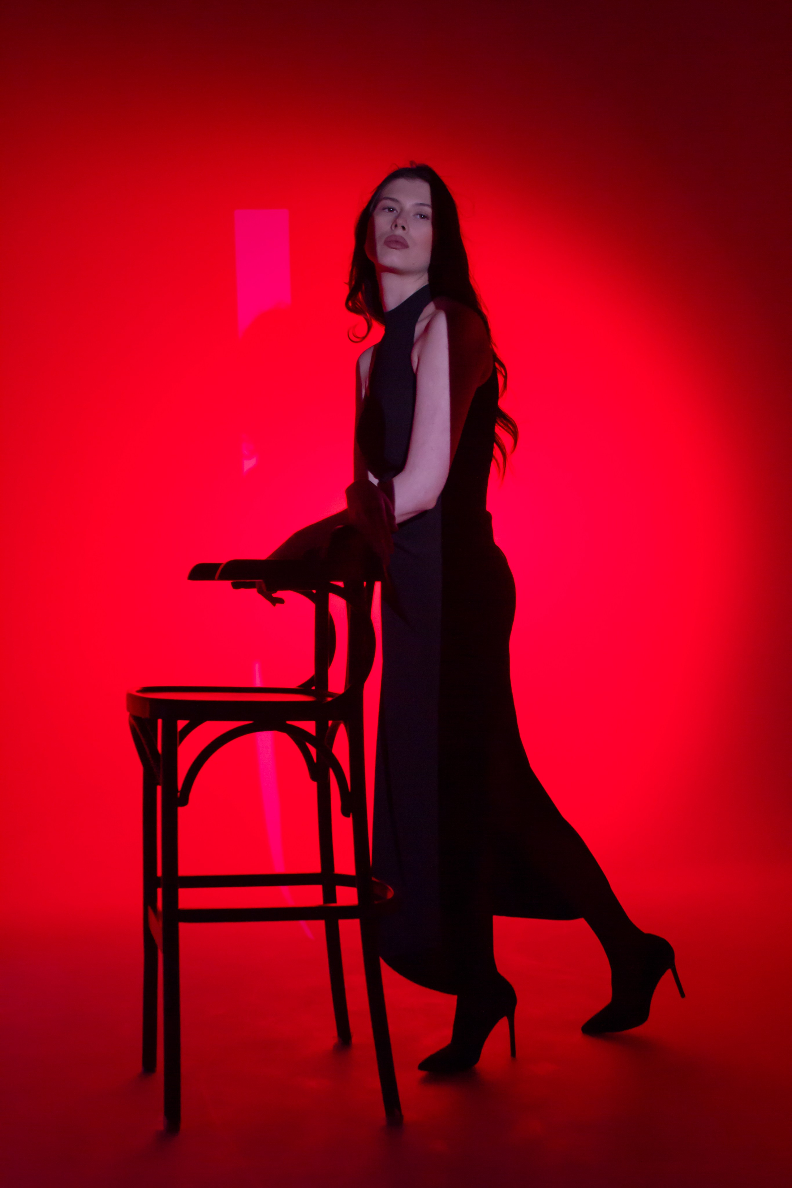 Чёрное платье. Портретный фотограф в Москве и Московской области Гнутиков Сергей