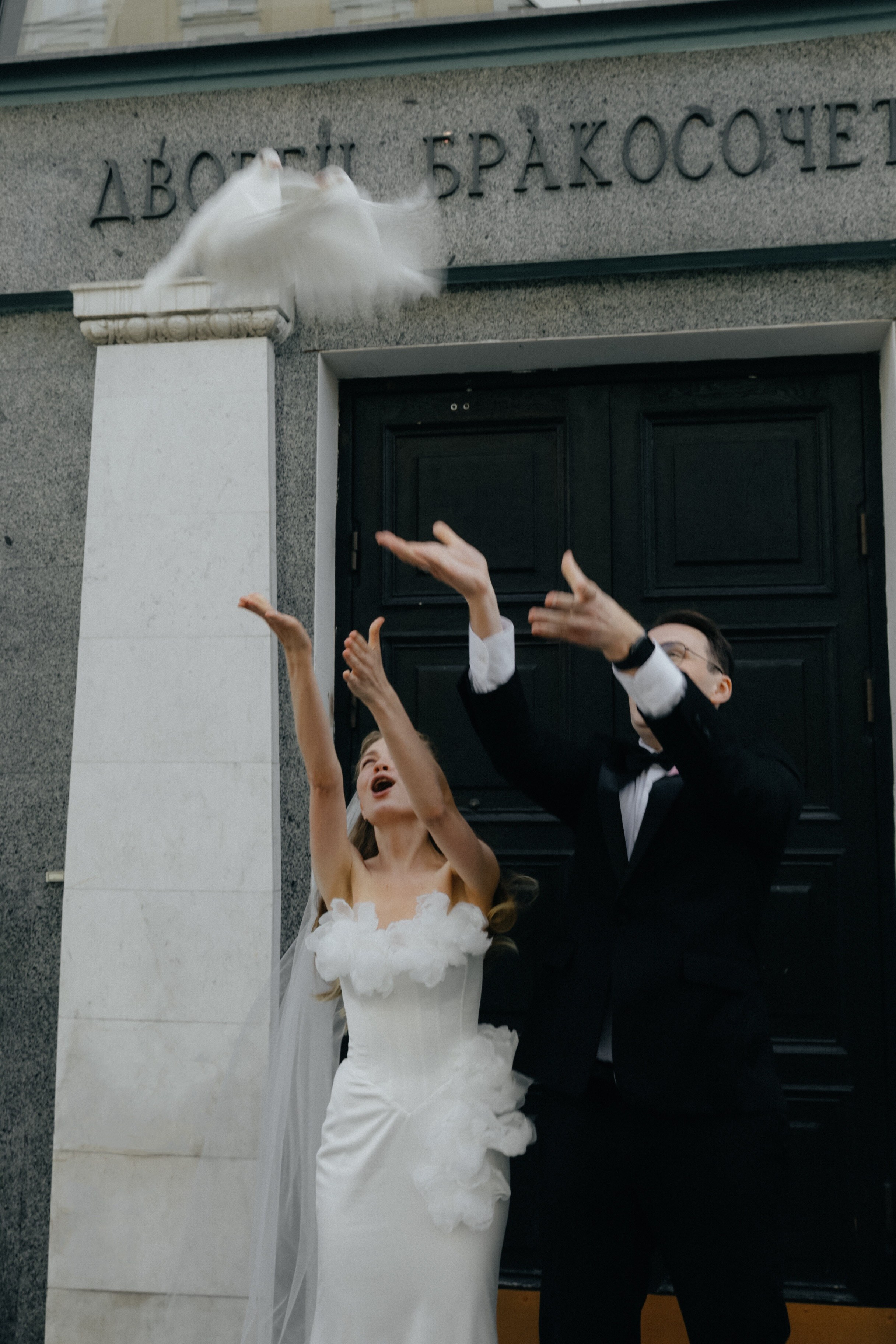 Теплый август