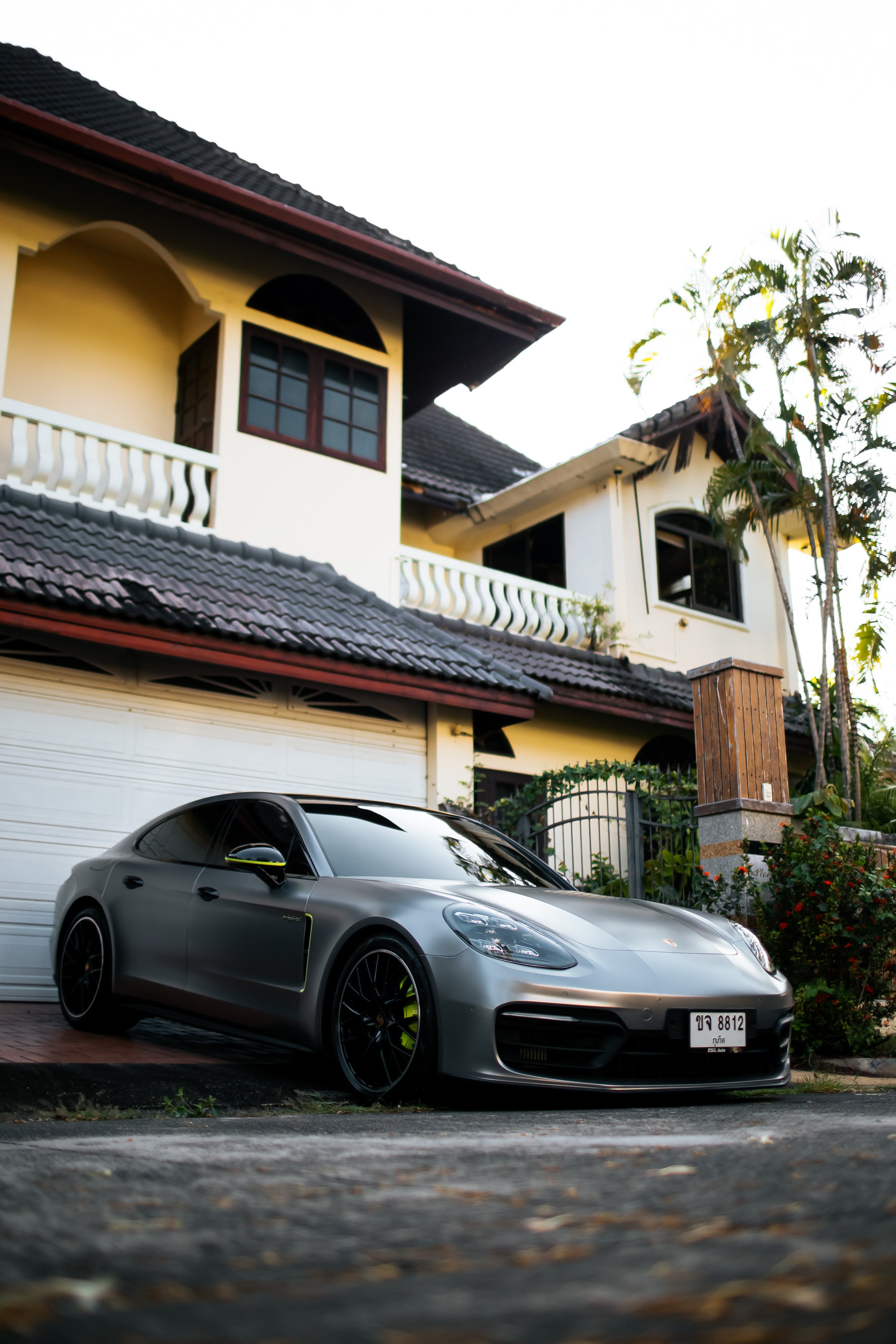 Porsche Panamera. Фотограф в на Пхукете Сергей Войлоков