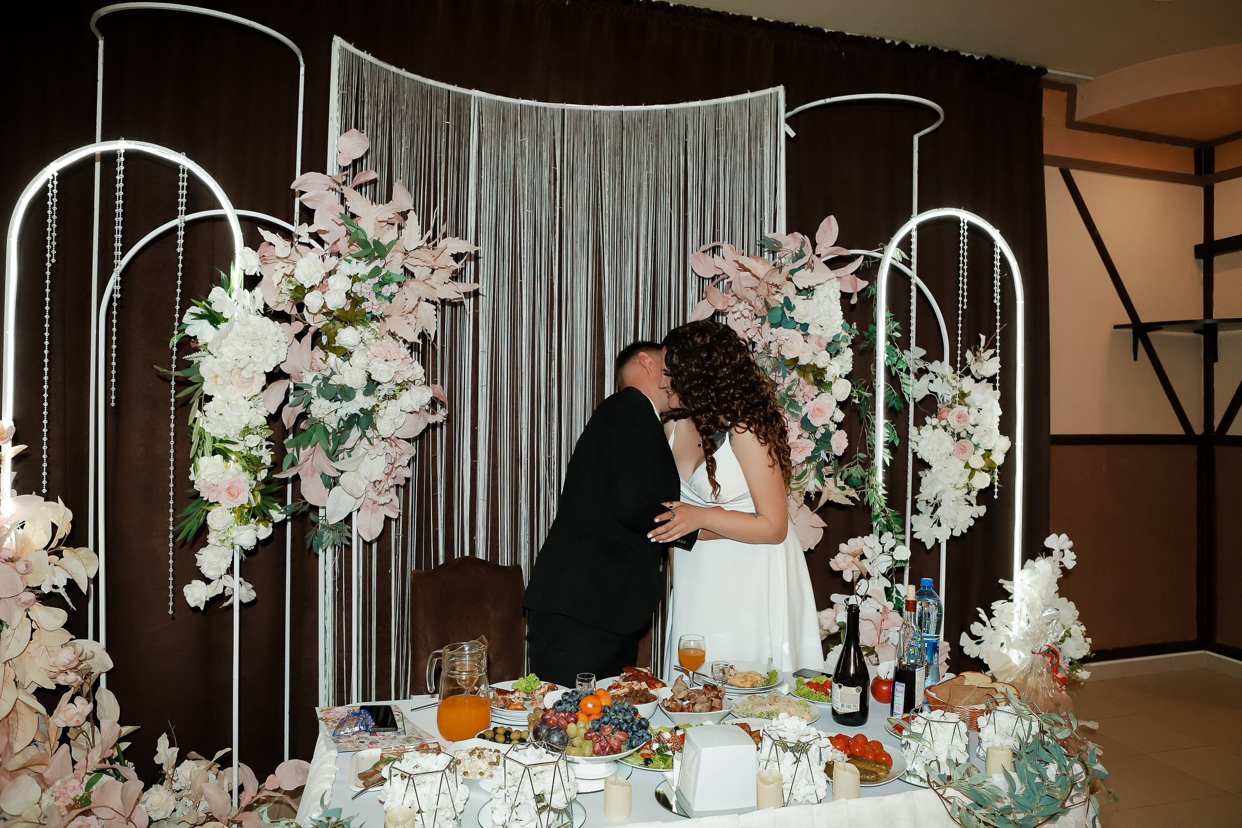 Дарья и Александр. Свадебный фотограф Евгения Фролова г. Каменск-Шахтинский, Донецк, Ростов