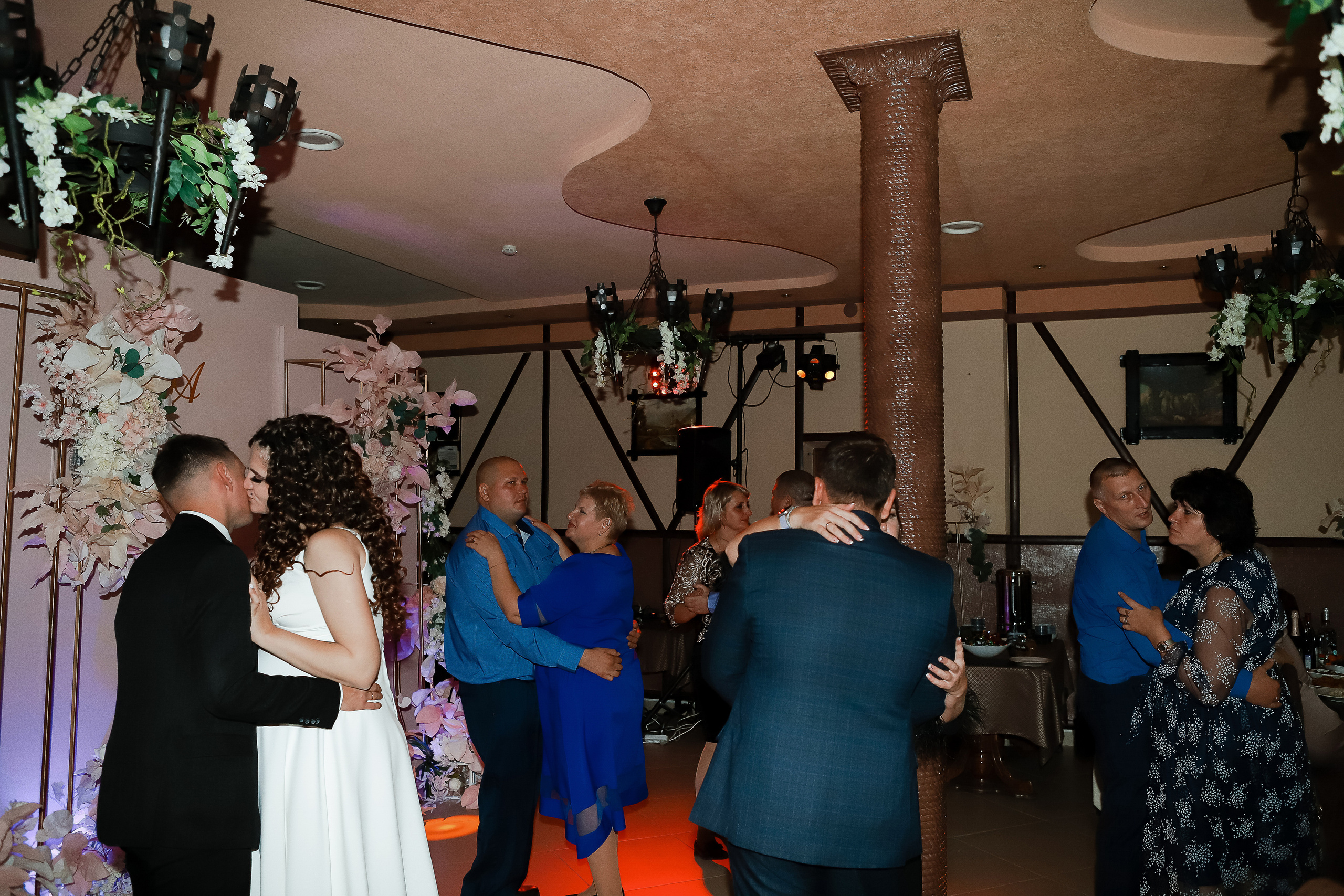 Дарья и Александр. Свадебный фотограф Евгения Фролова г. Каменск-Шахтинский, Донецк, Ростов