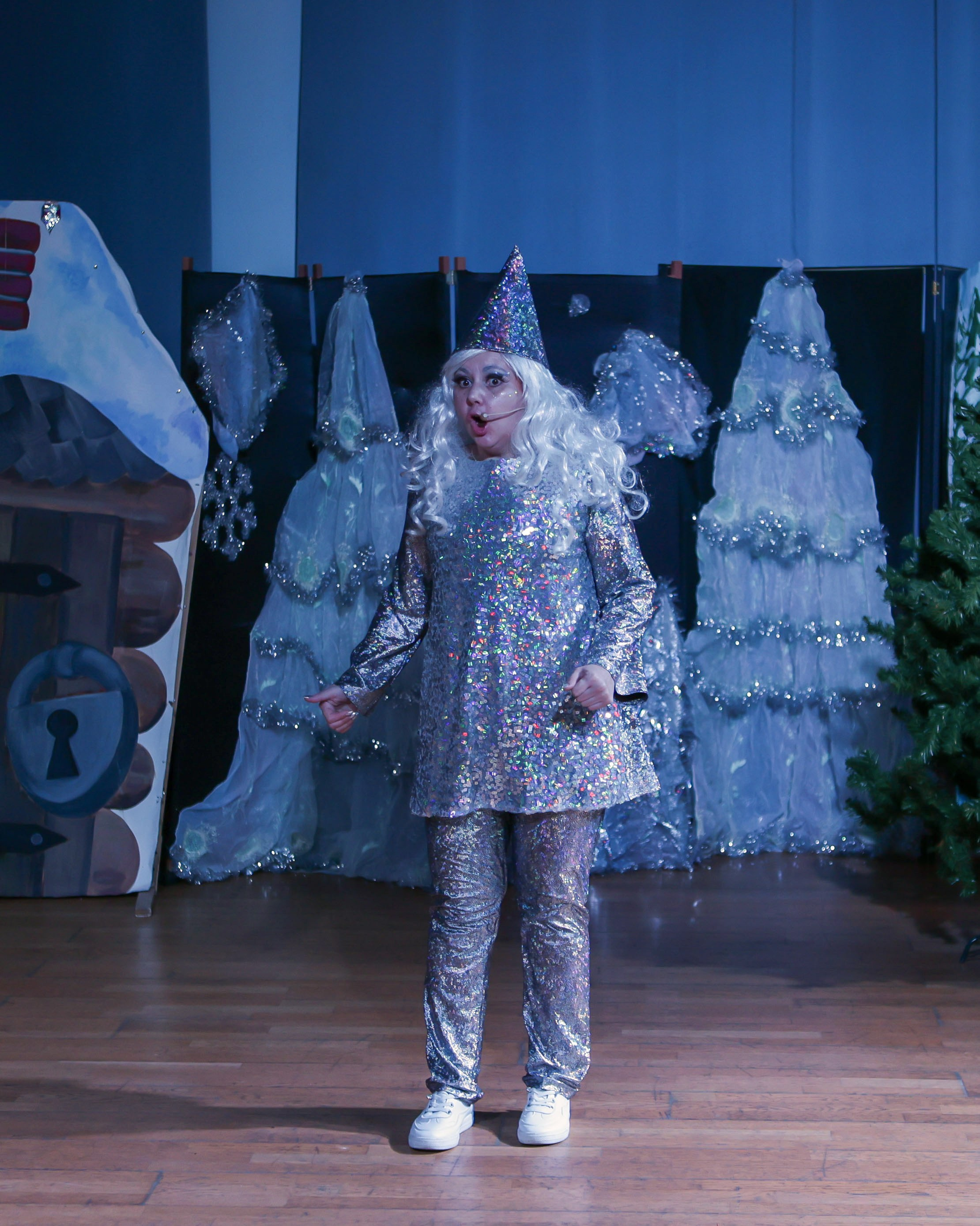 Новогодняя скачзка центр детского творчесва Подольск. Выпускные альбомы и школьный фотограф в Подольске, Троицке, Щербинке, Москве и Московской области