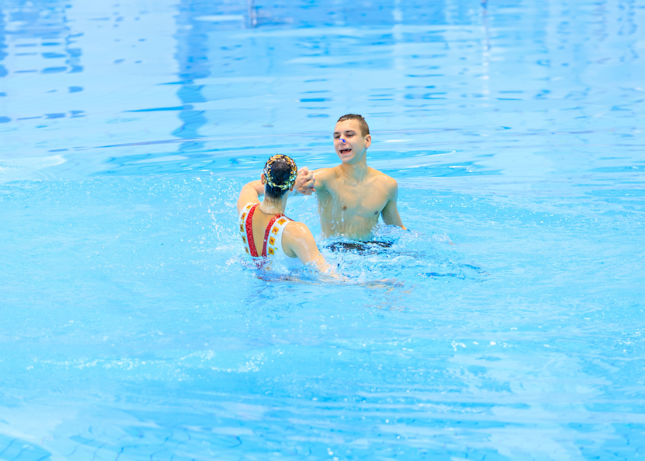 Первенство России по синхронному плаванию дуэт смешанный — техническая программа. Выпускные альбомы и школьный фотограф в Подольске, Троицке, Щербинке, Москве и Московской области