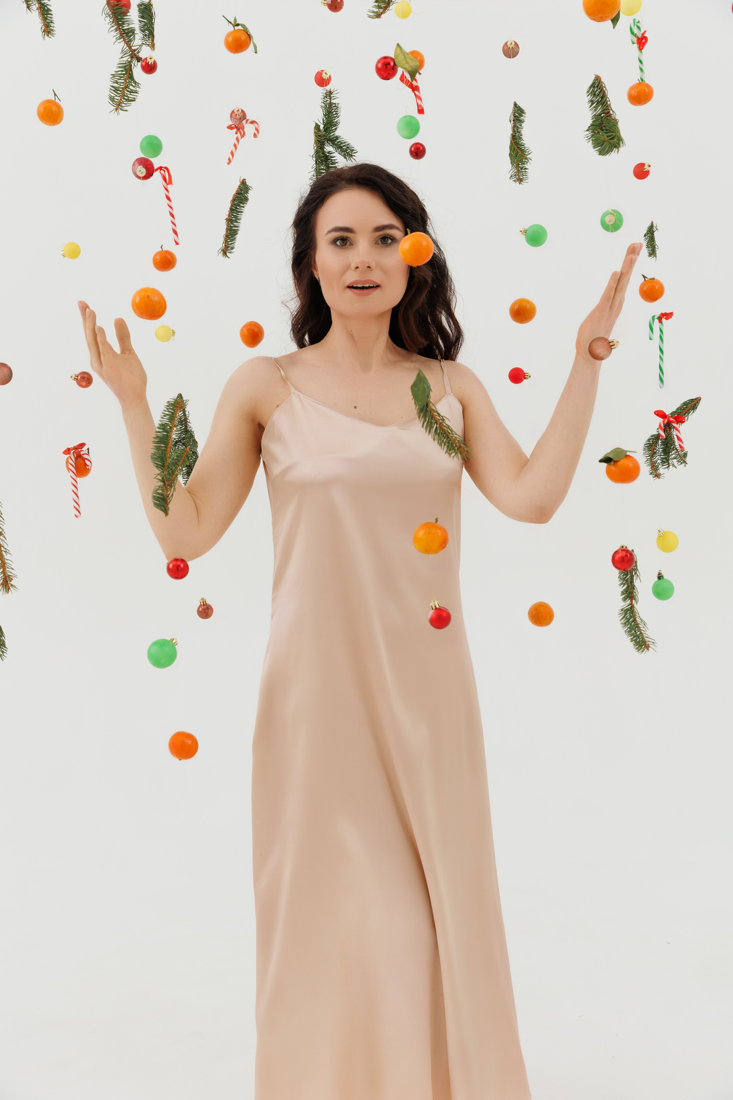 Света и мандарины. Фотограф женского портрета, беременности и материнства Харькова Елена