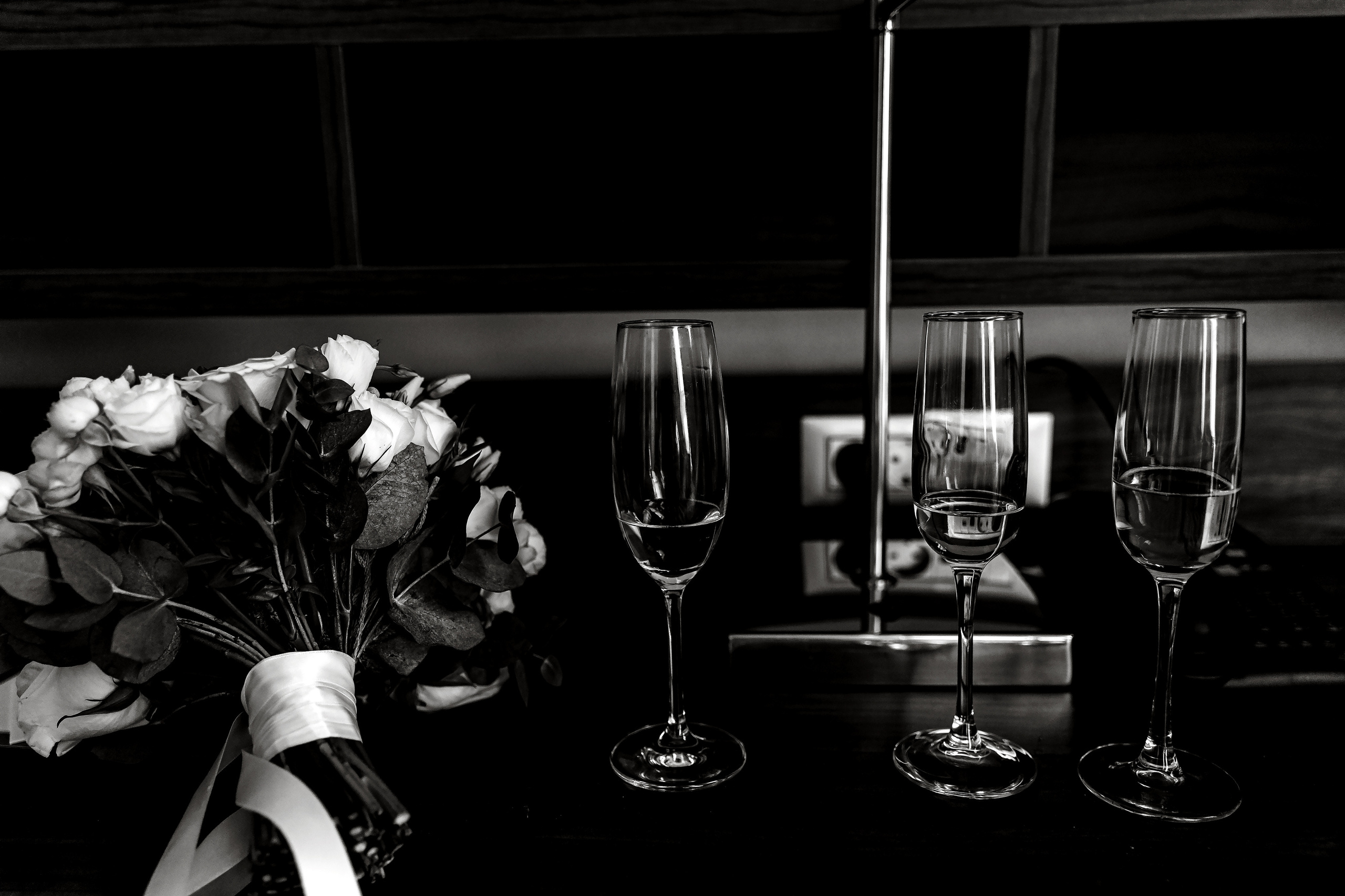 Черно-белая серия свадебного дня Николая и Валерии. Свадебный фотограф Колесников Антон