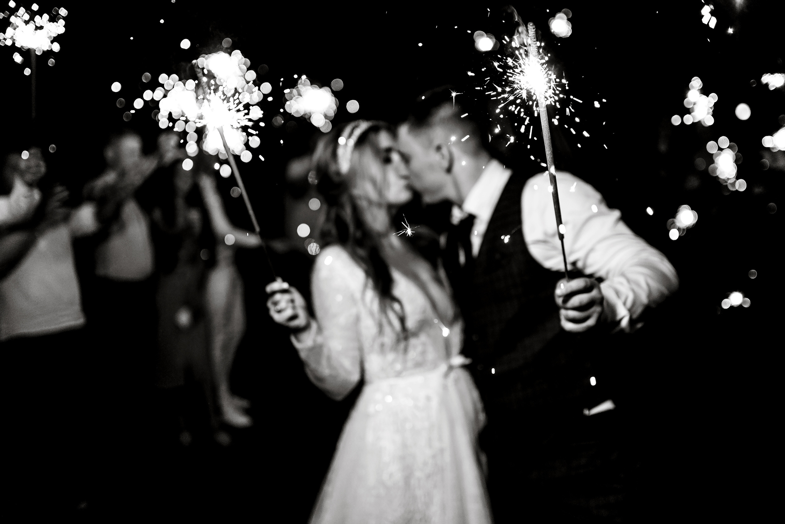 Черно-белая серия свадебного дня Николая и Валерии. Свадебный фотограф Колесников Антон