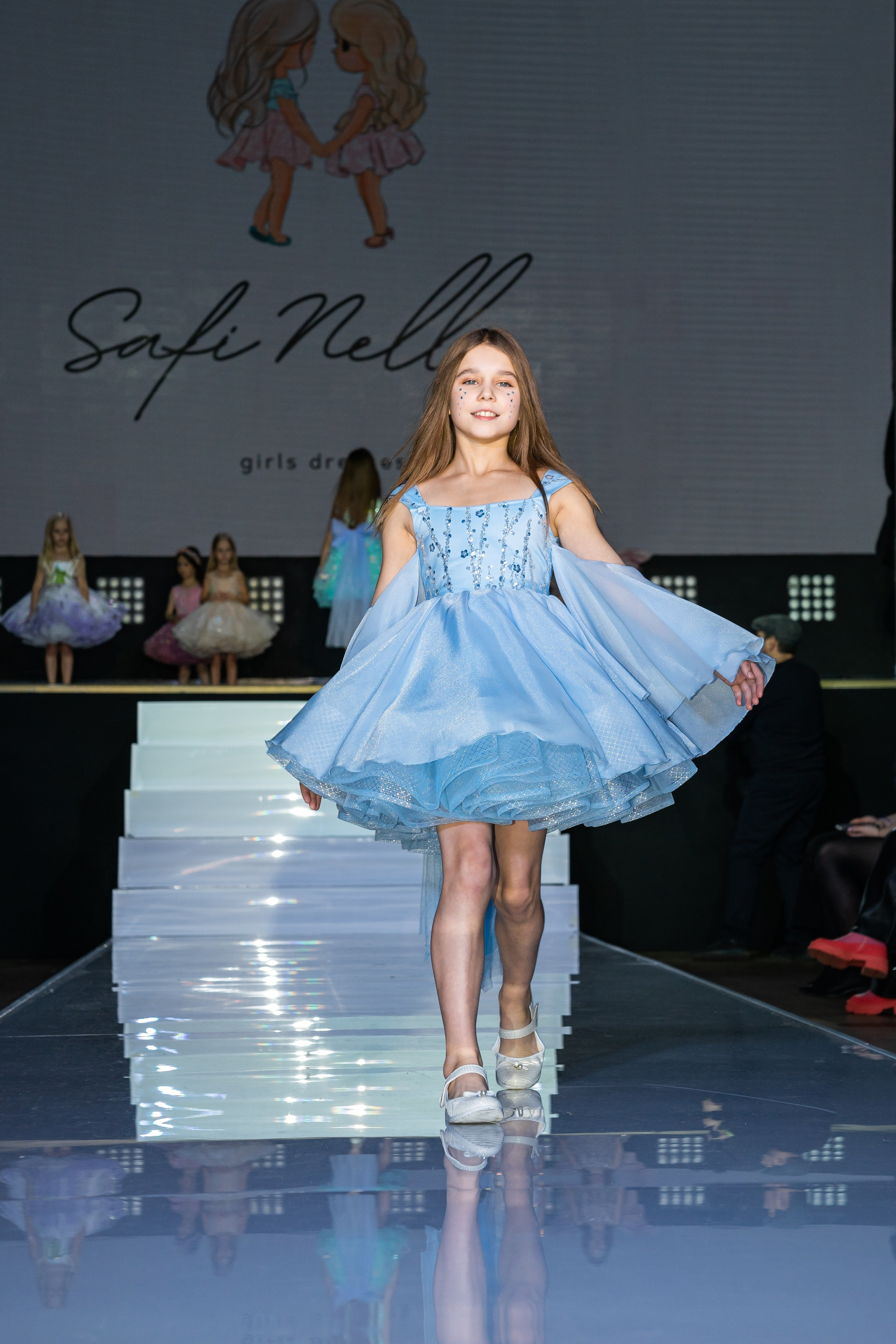 Модельный показ. Контент-фотограф в Москве Тима Забабурин