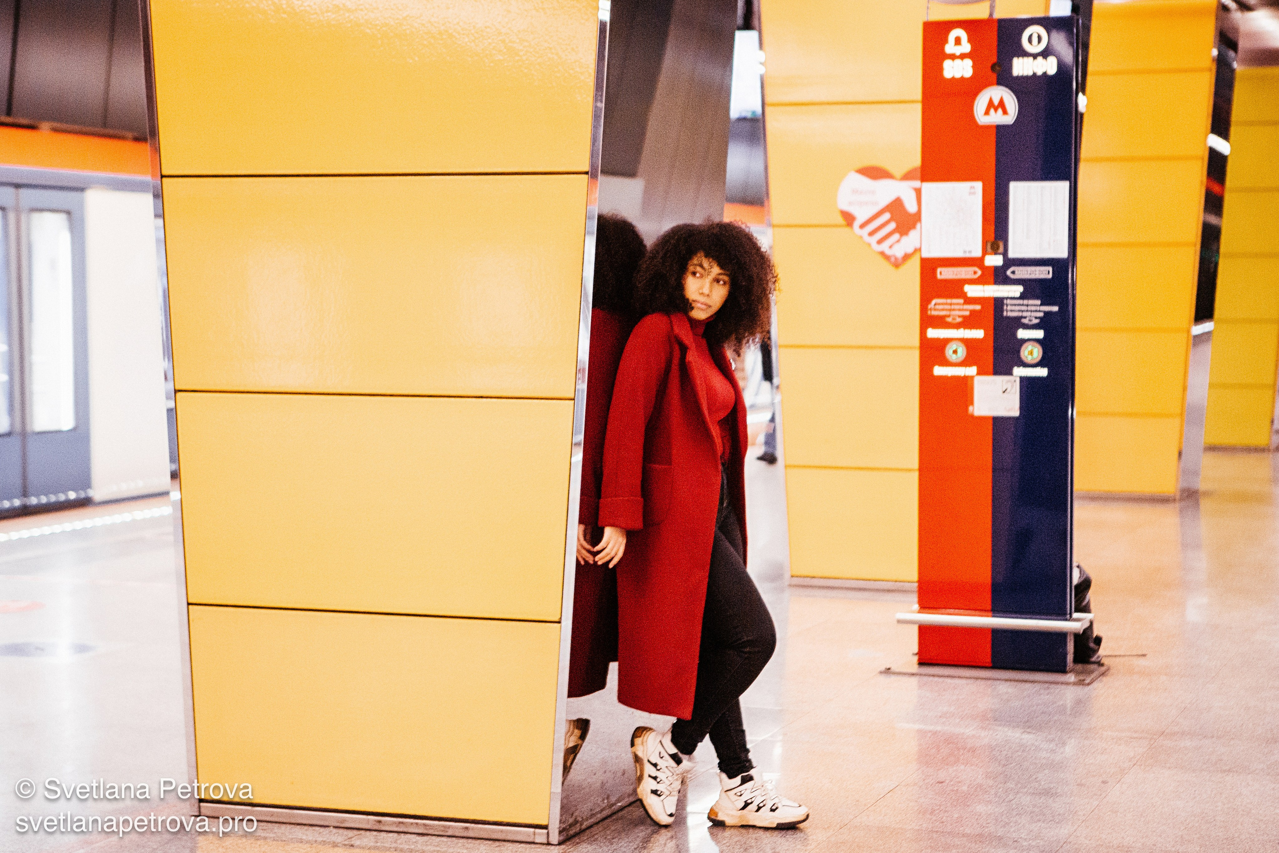 Индивидуальная съёмка в метро. Зима 2021. Фотограф Светлана Петрова