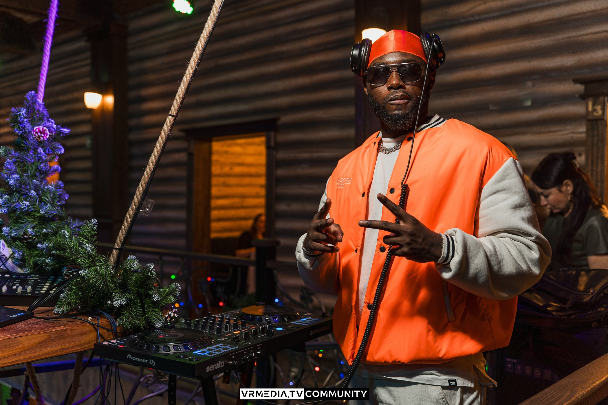 Новогодний вечер у «Петровича»