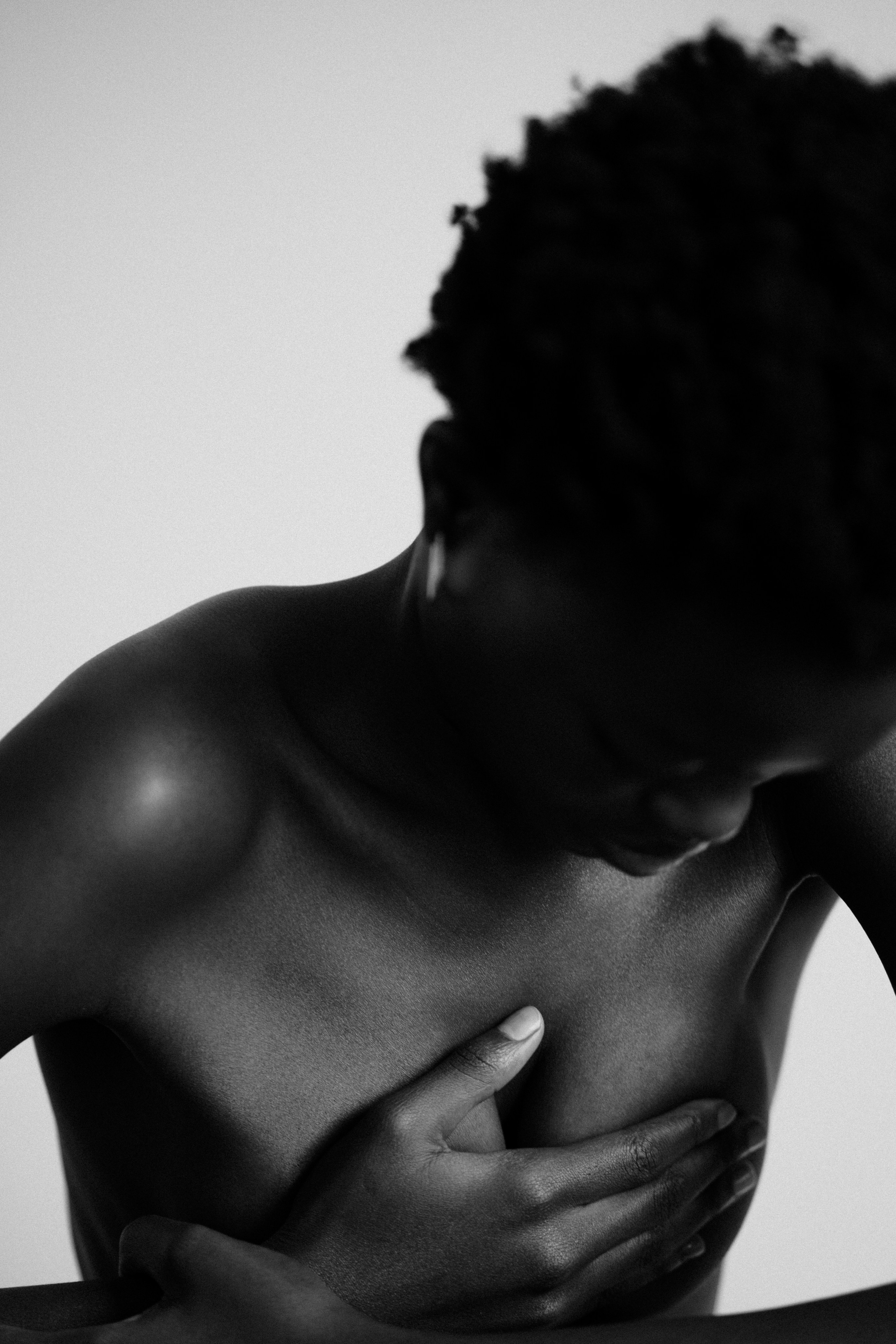 Обнажение. I am Diana, a portrait photographer. I take pictures around the world