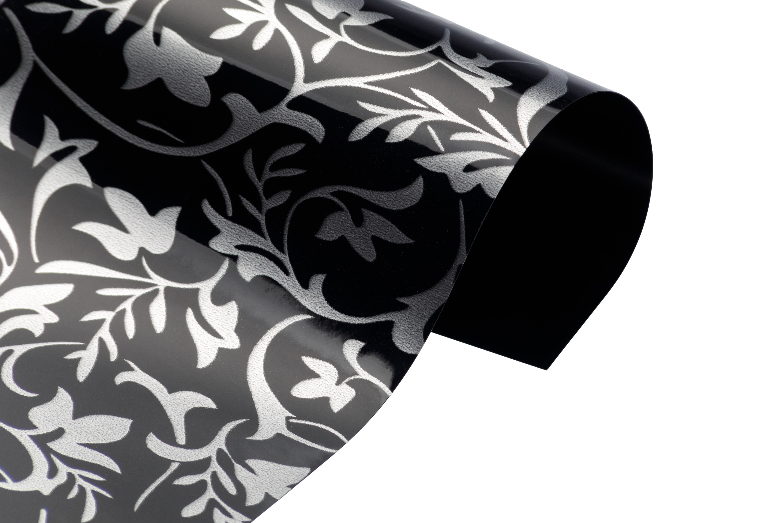 На белом для маркетплейсов и каталогов. Предметный фотограф Александр Трузян