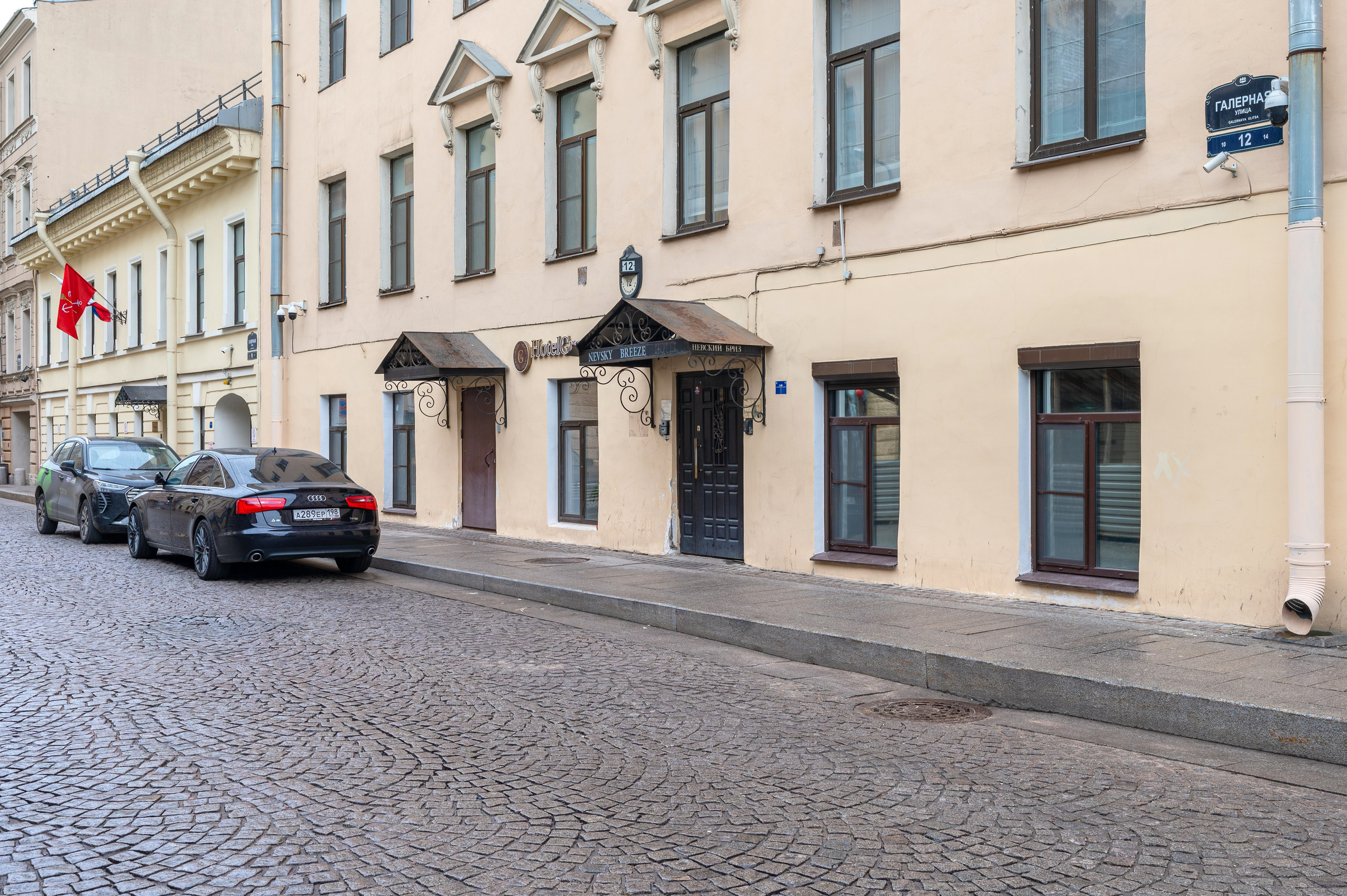 Студия под аренду. Интерьерный фотограф. Фото- видеосъемка недвижимости Санкт-Петербург