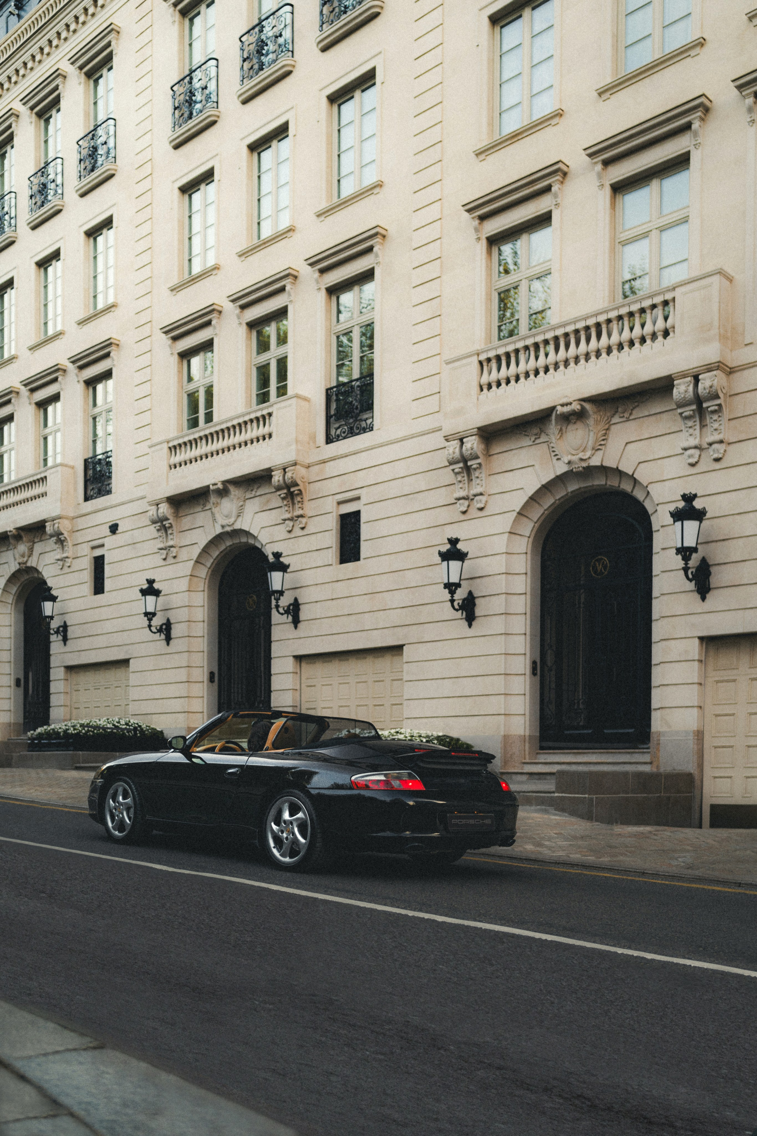 Porsche Carrera 4 Cabriolet x Elina. Фотограф Илья К. в Москве