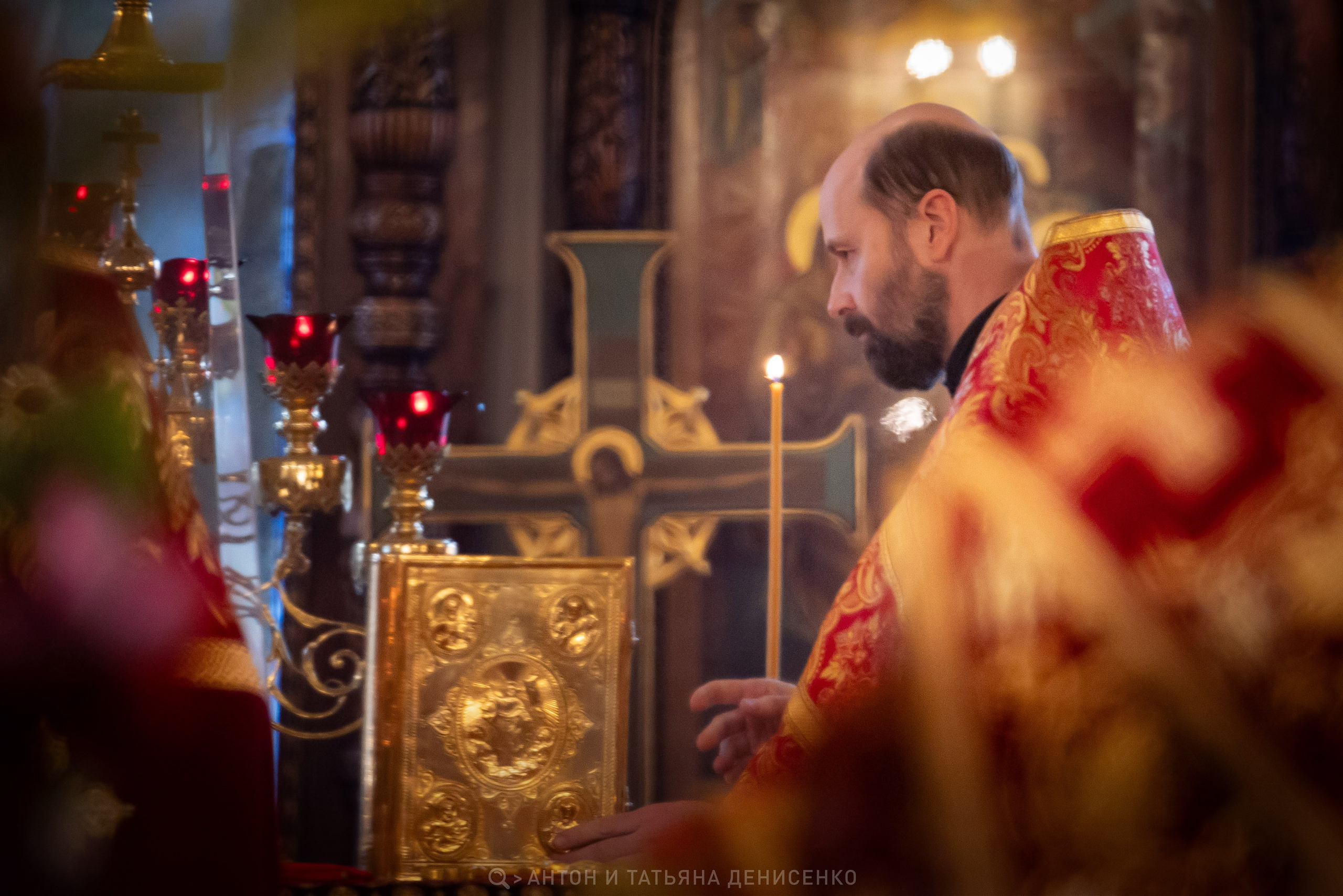 Храм Преображения Господня в Богородском. Антипасха. Антон и Татьяна Денисенко — В храме
