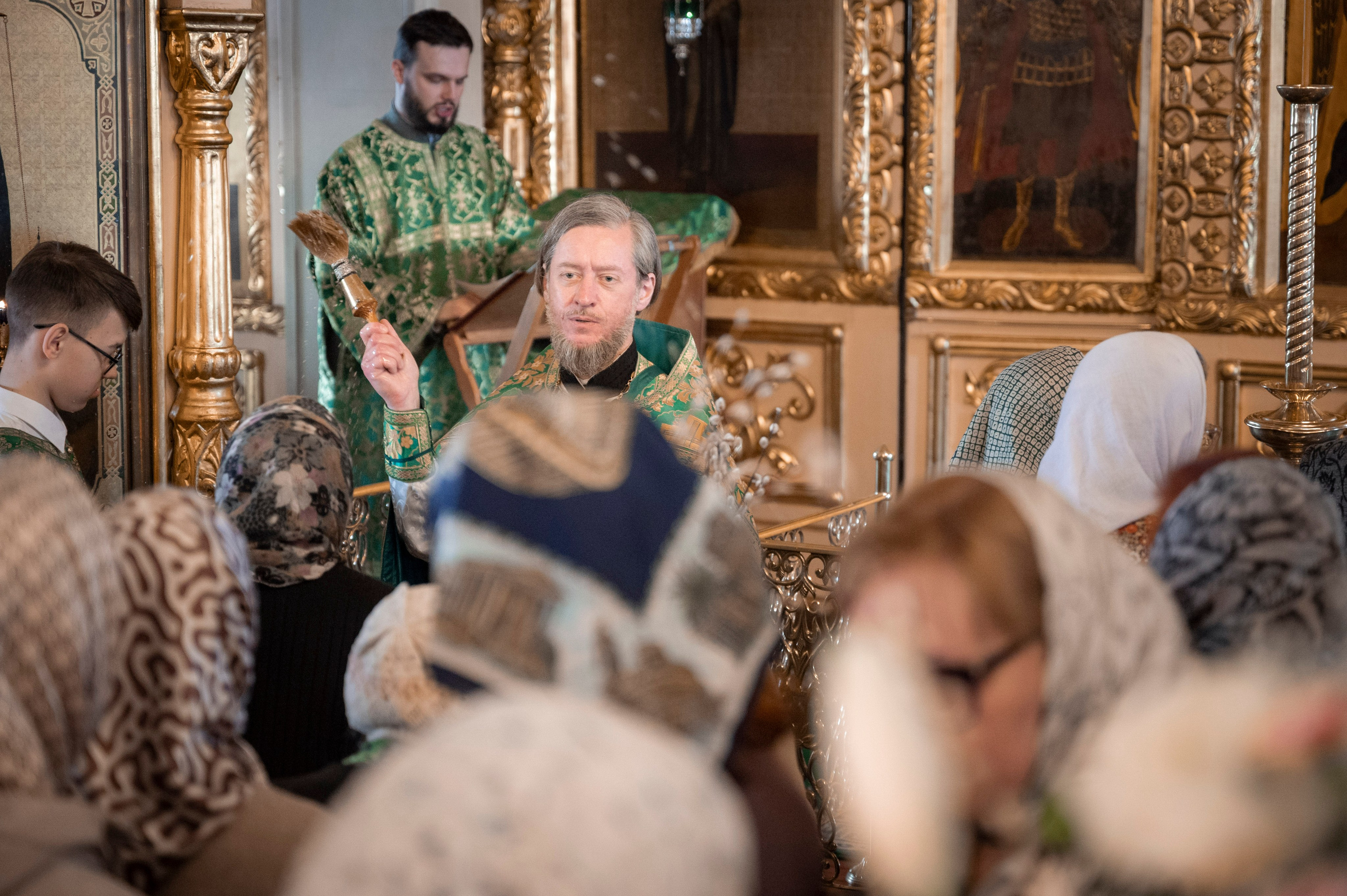 Богородский храм. Вход Господень в Иерусалим. Божественная литургия. Антон и Татьяна Денисенко — В храме