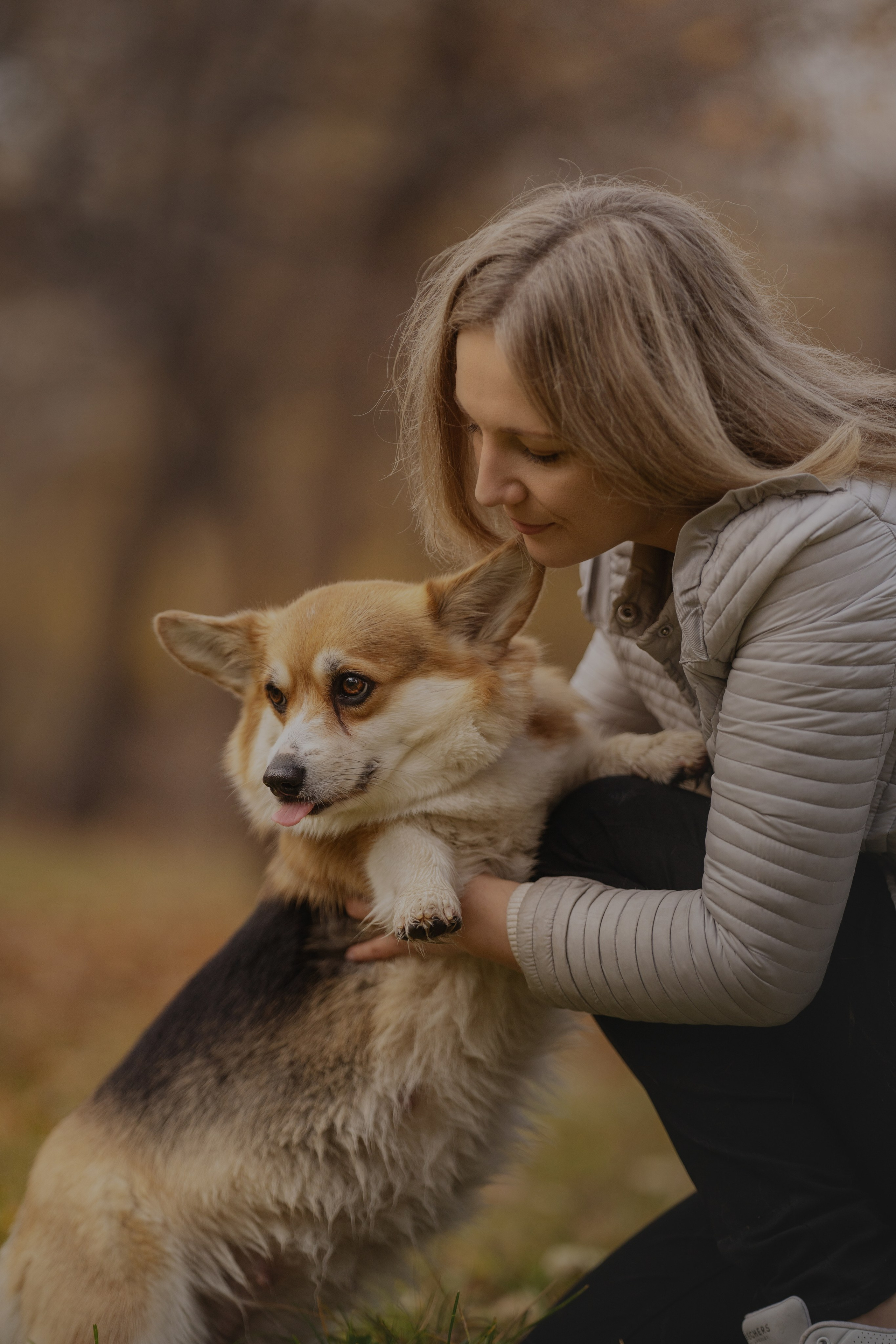 Ольга с семьей и их коргибанда. Kameramotor74