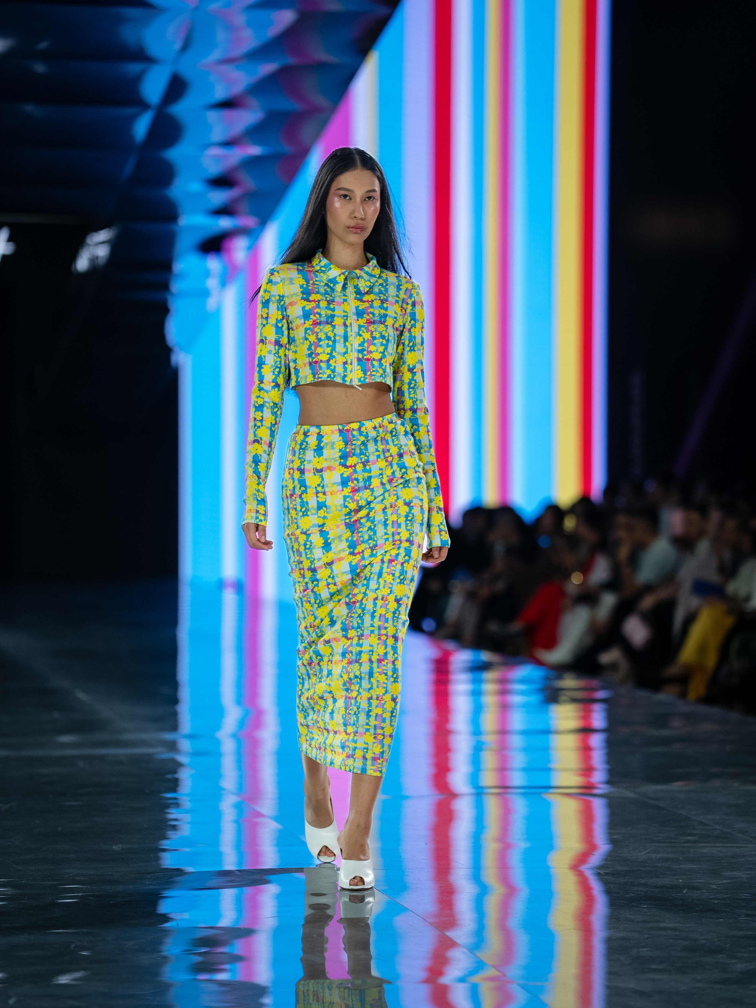 Visa Fashion Week Studio 4353. Сайт Алматинского НЮ АРТ, будуар и фэшн фотографа Дениса Карпенко