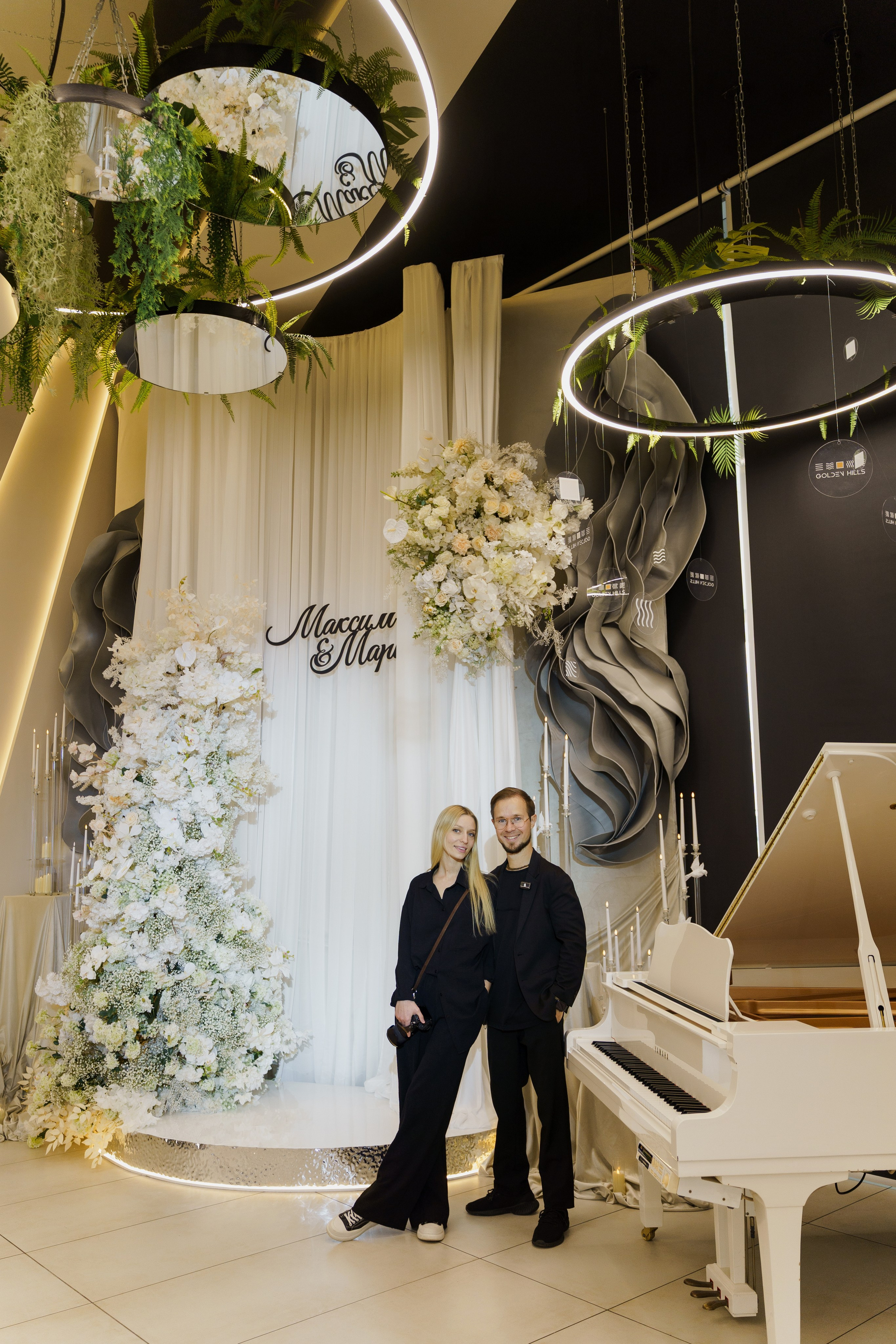 Красивое обручение на берегу чёрного моря в Лермонтово от ТВИНС СТУДИО. ТВИНС СТУДИО — лучшие свадебные фотографы и видеографы в Краснодаре