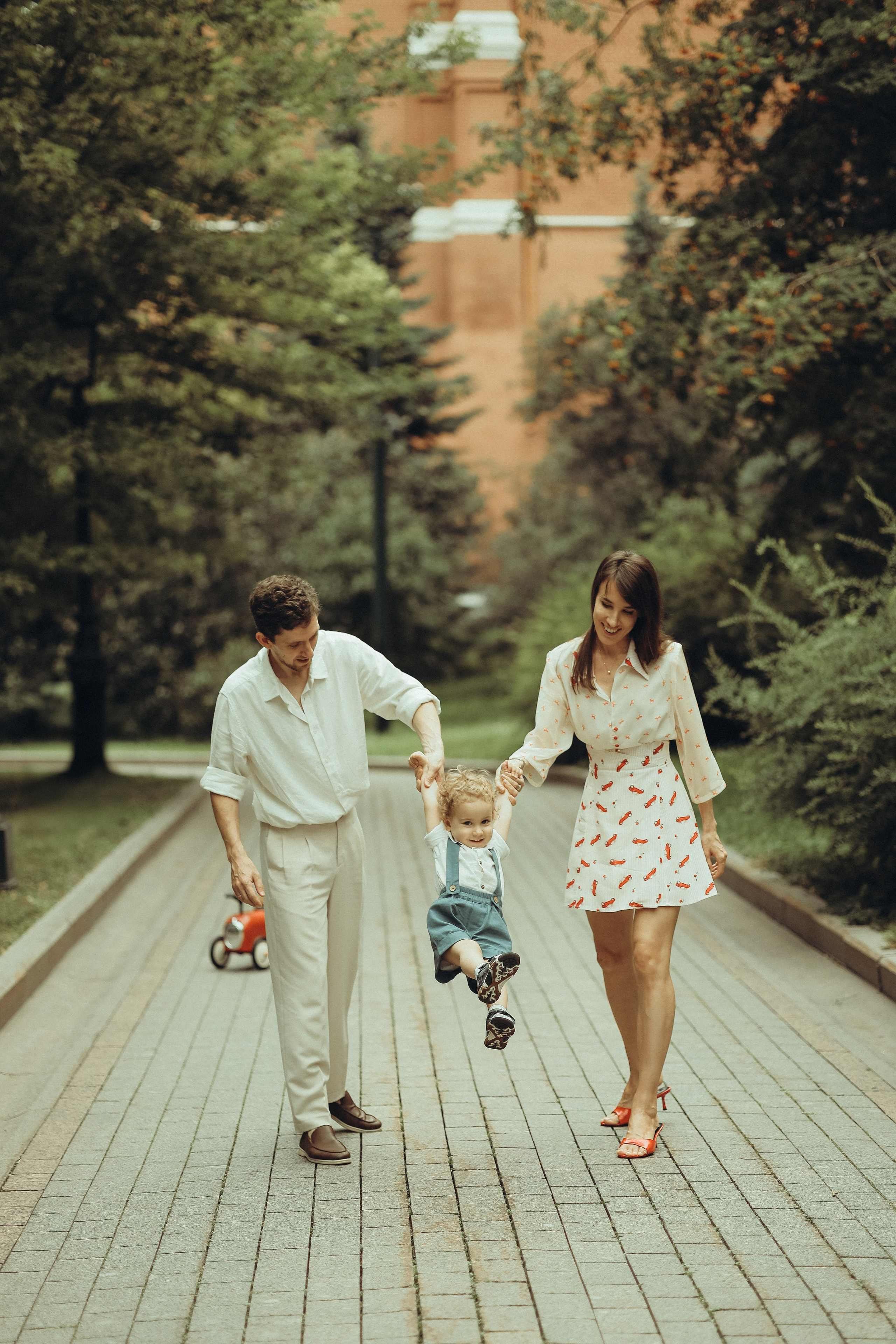 Прогулка у Кремля. Семейный и детский фотограф в Москве Анастасия Меликова