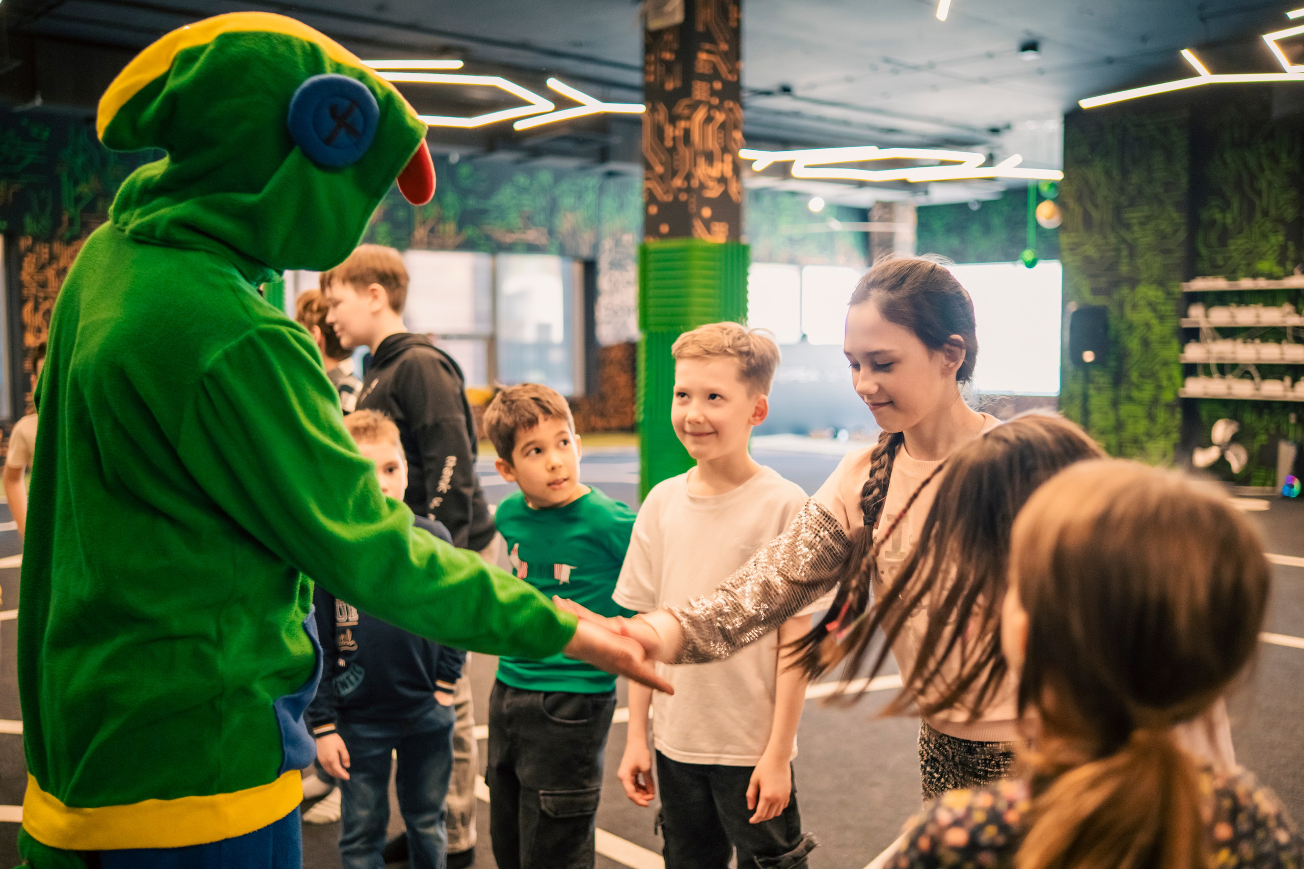 VR April-May. Felixtones