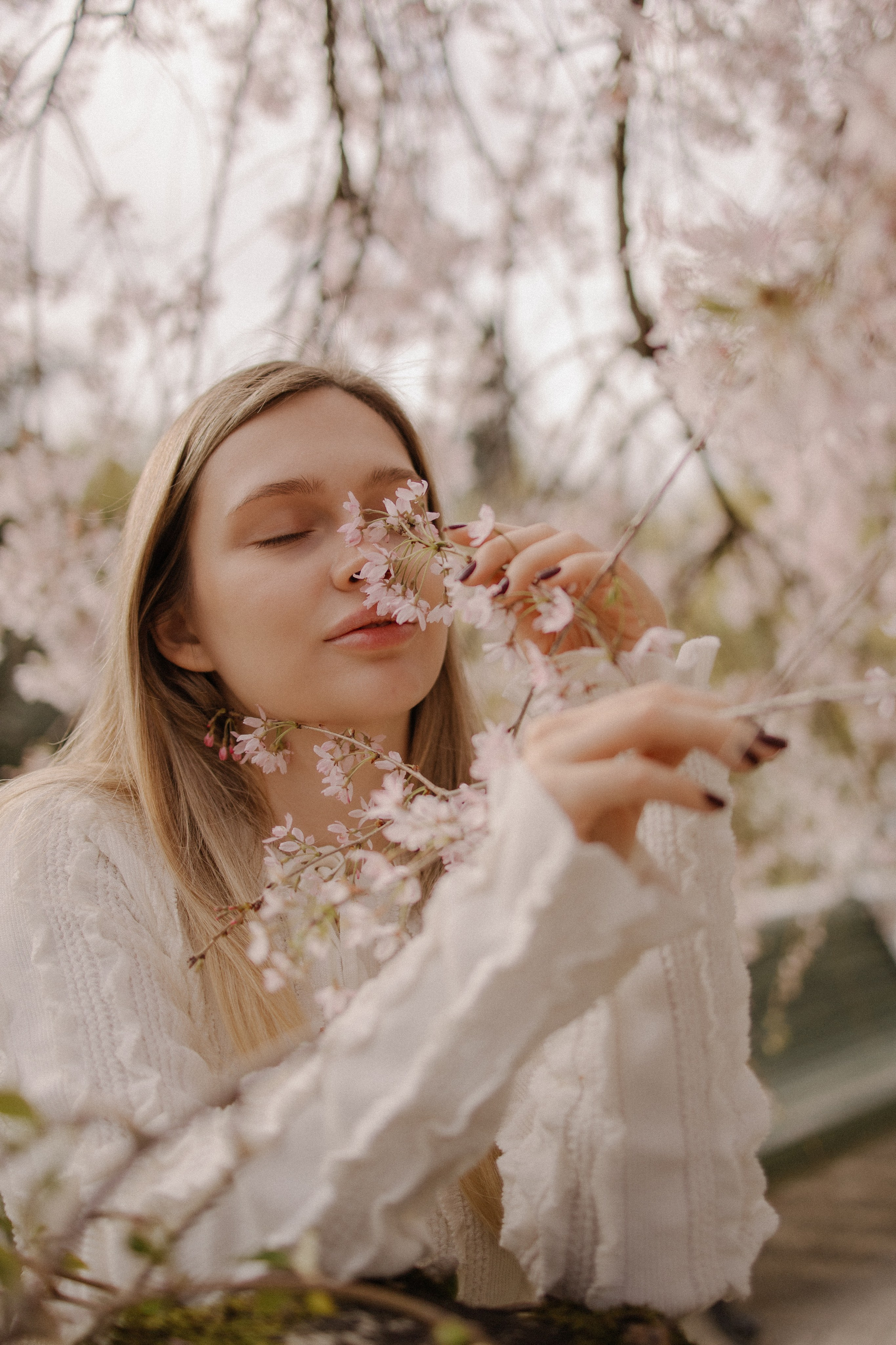 Света в сакуре. Фотограф Сочи Адлер Сириус Красная поляна Олеся Минив