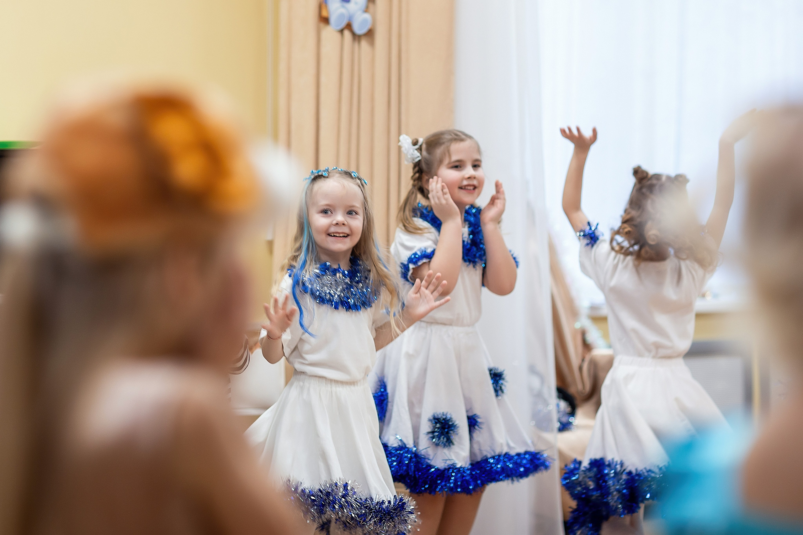 Утренник_"Веселый балаганчик» 2024. Семейный фотограф в Санкт-Петербурге