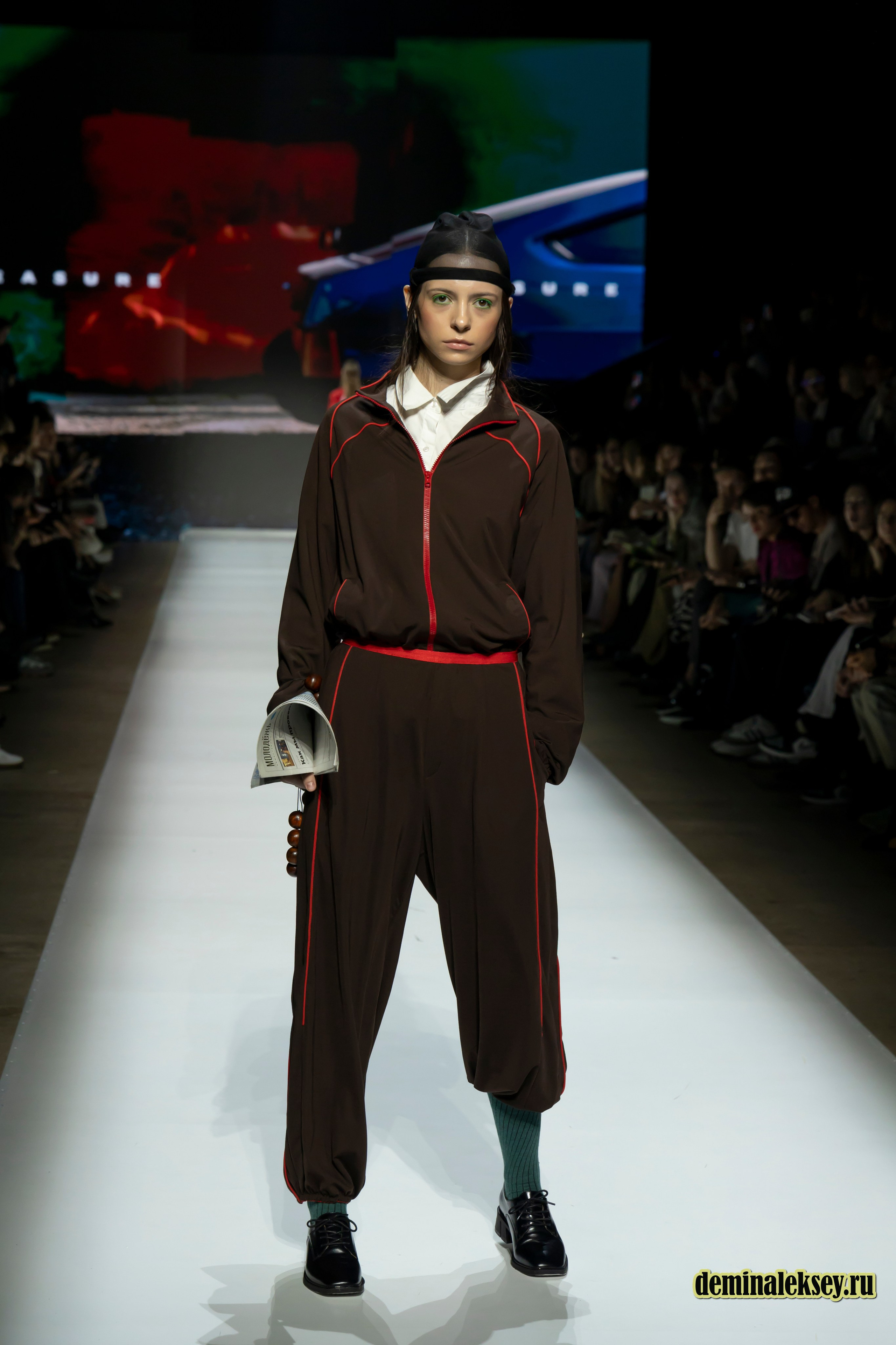 Московская неделя моды 2024 4 октября дизайнер Measure Махачкала. Репортажный, семейный и студийный фотограф в Москве Демин Алексей