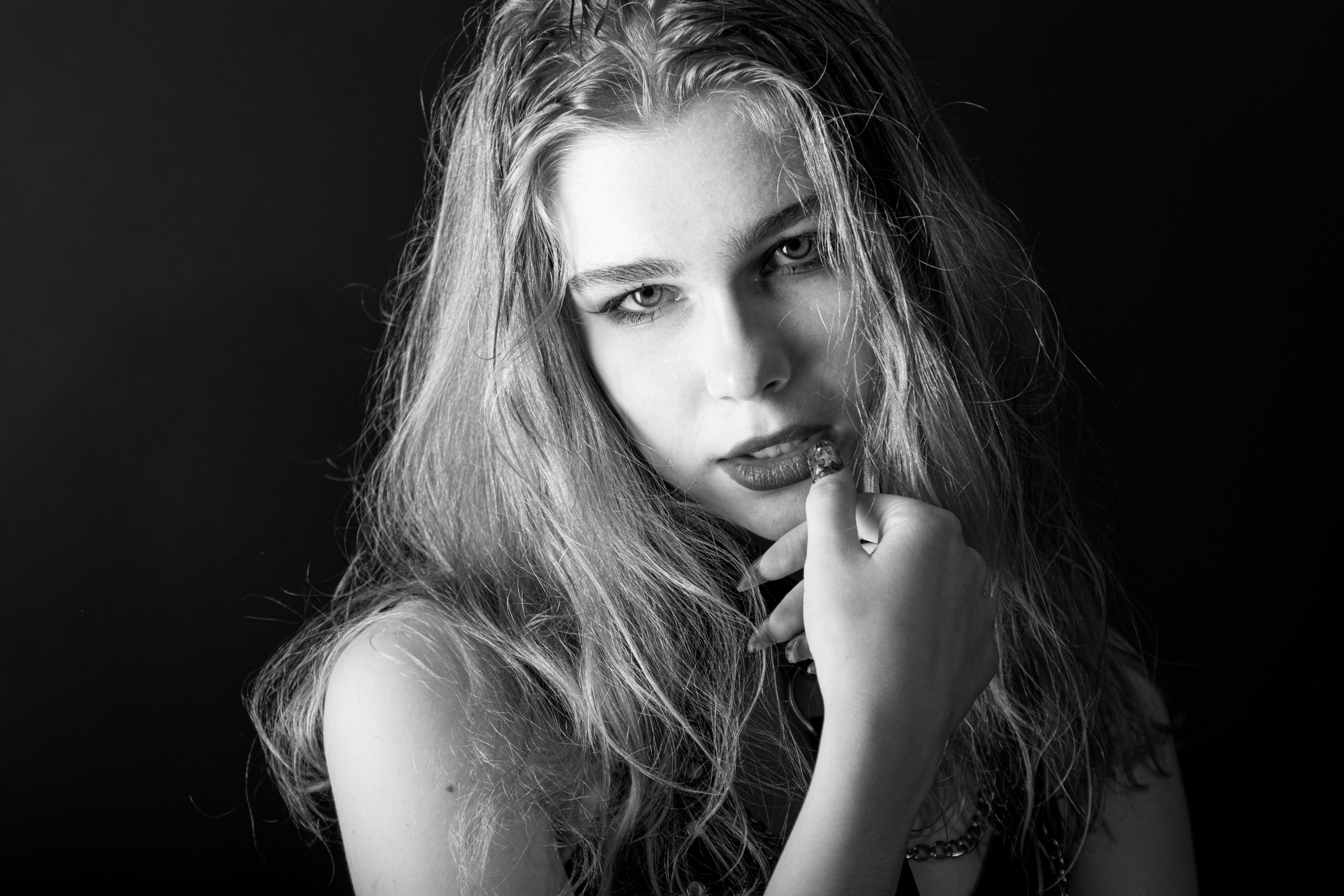 Sveta Dark. Портретный и пейзажный фотограф Никита Павлов