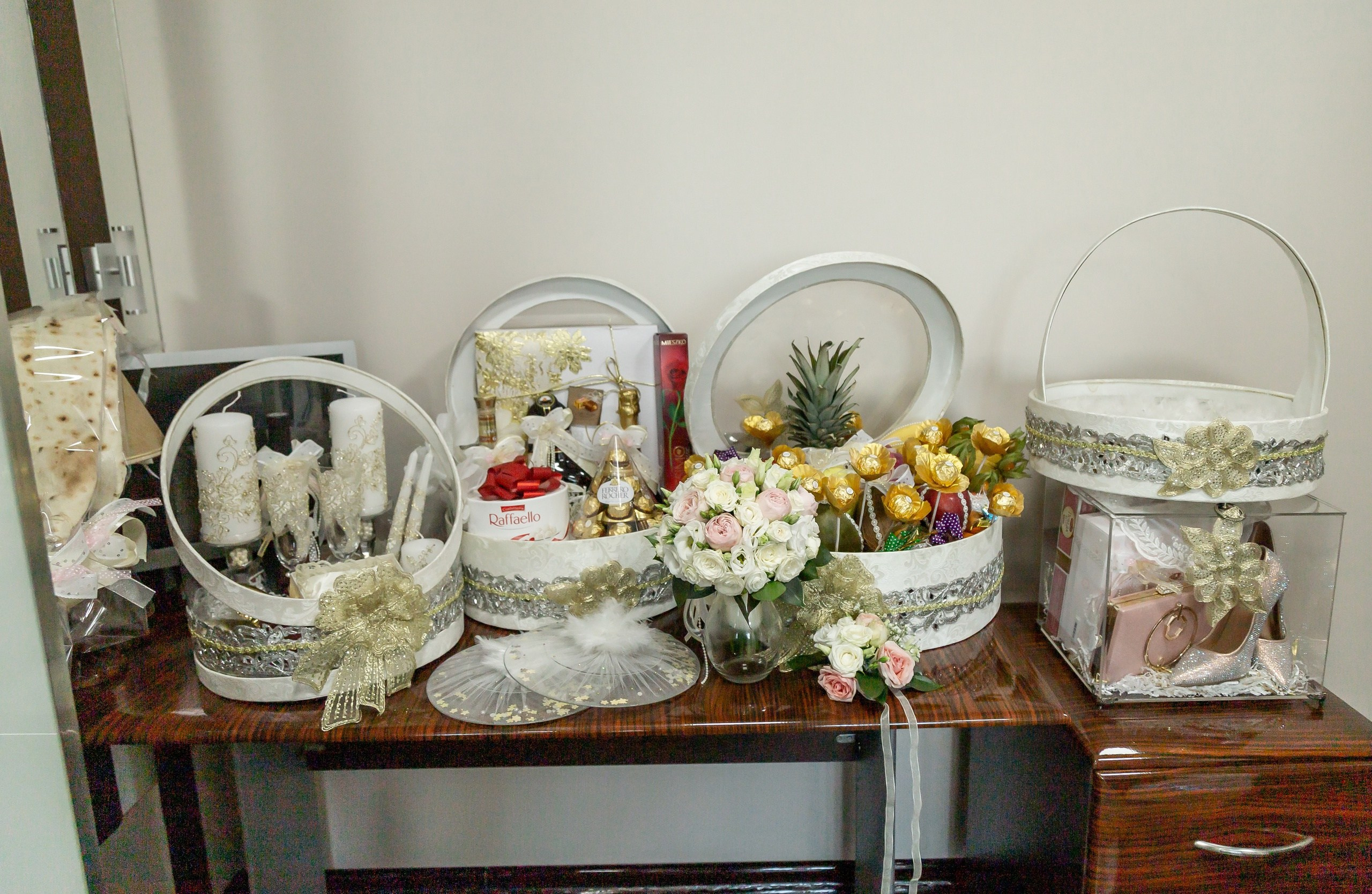 Свадебные корзинки и торосики. Главная